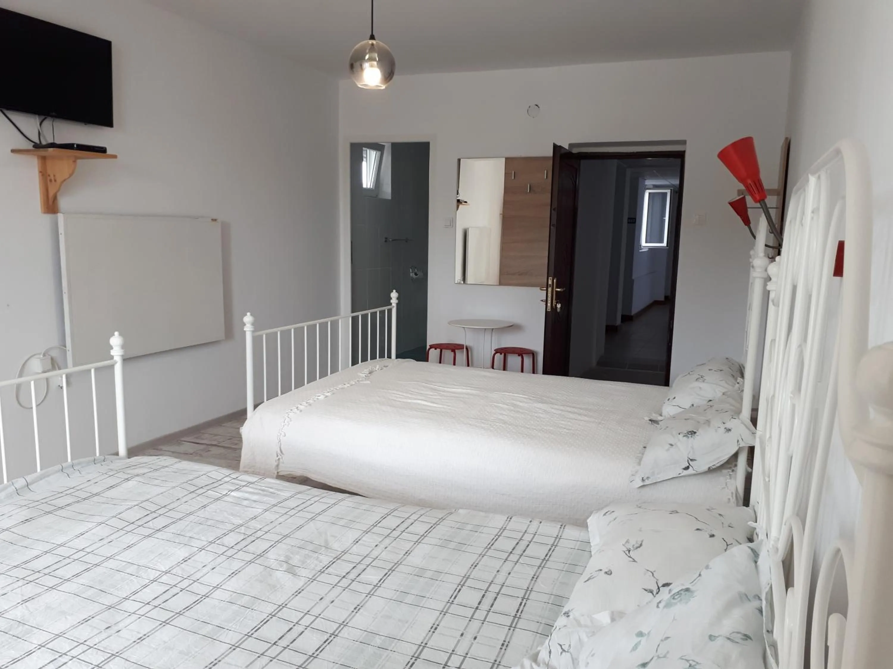 Bed in Motel Traffic