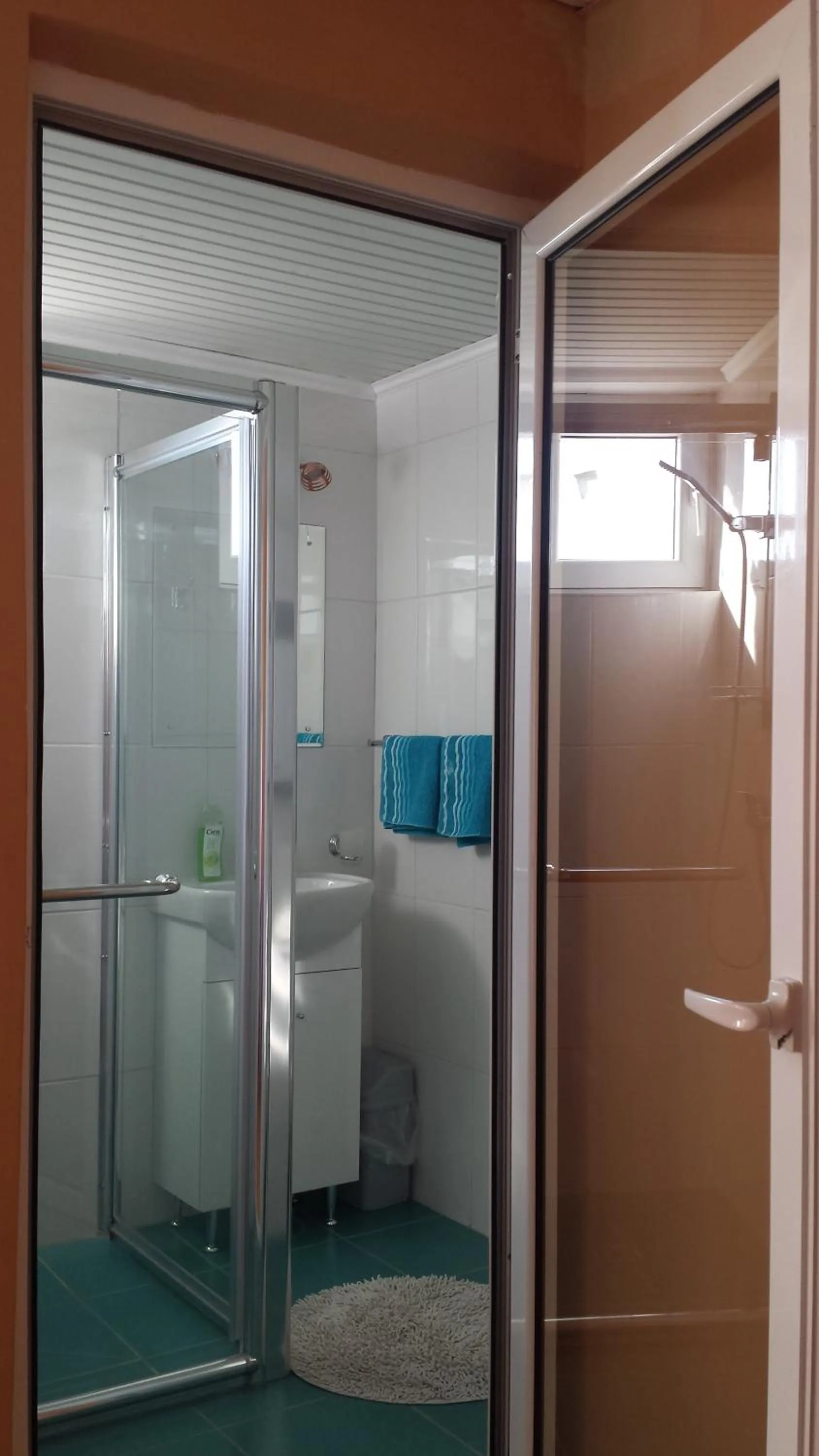 Bathroom in Motel Traffic