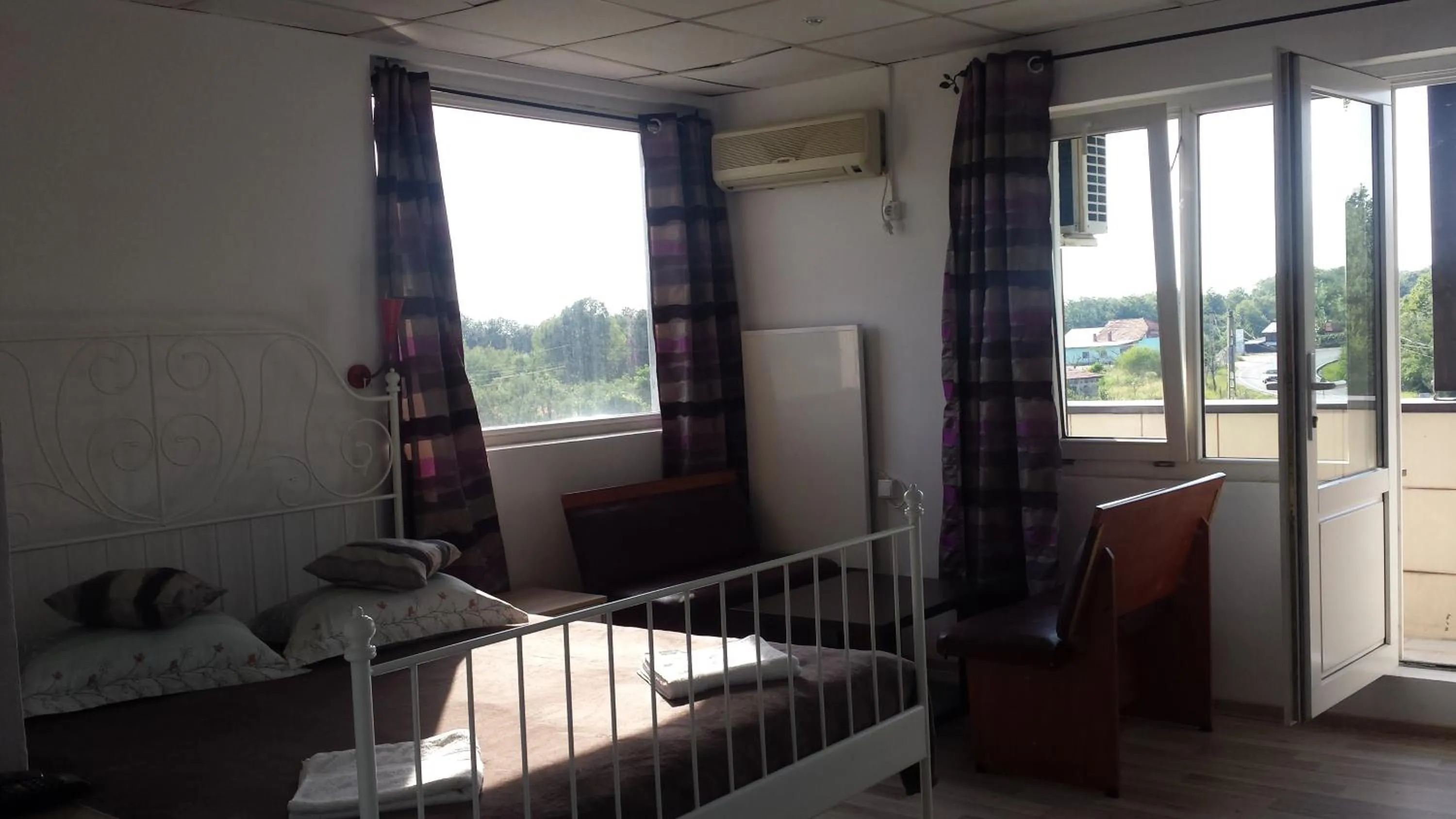 bunk bed, Bed in Motel Traffic