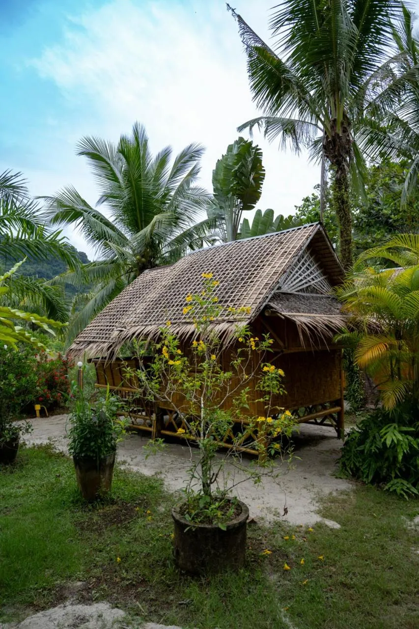 Bananas Resort & Restaurant