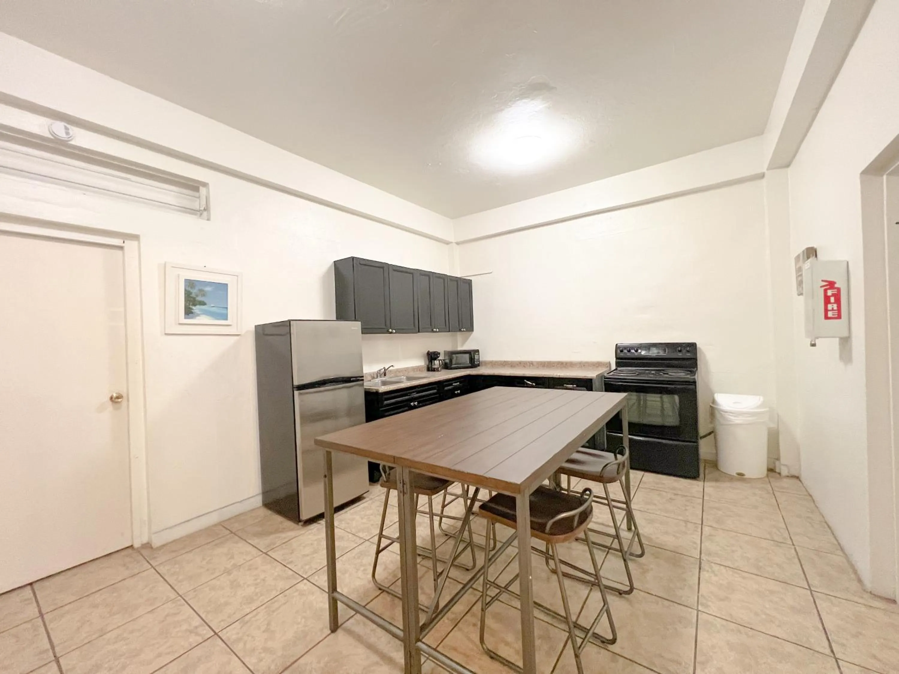 Dining area in West Coast Inn's