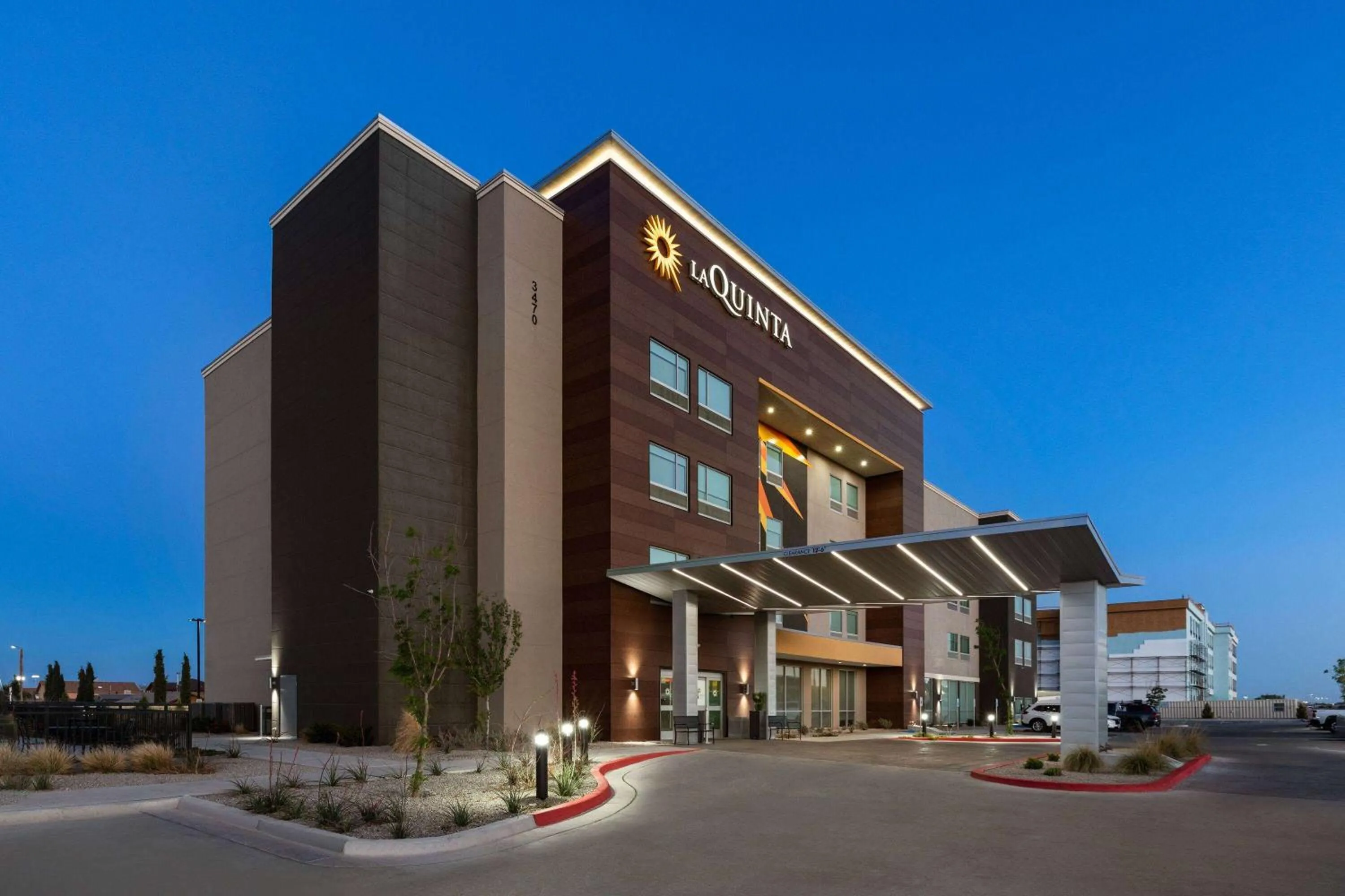 Property building in La Quinta Inn & Suites by Wyndham El Paso East Loop-375