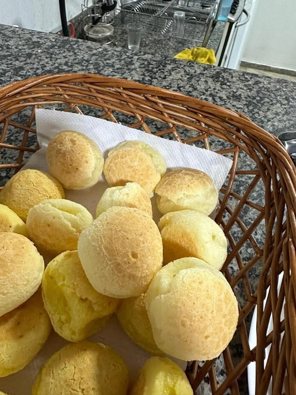 Food in Hotel Vitrine