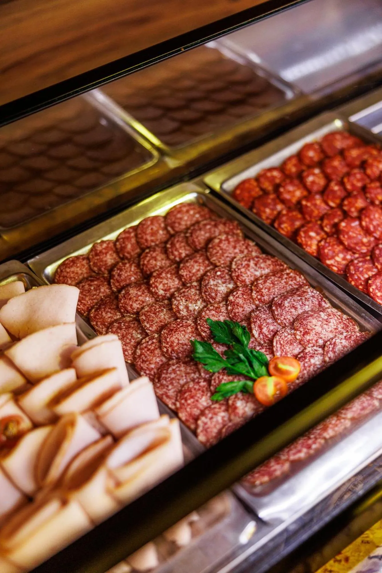 Food and drinks in Botel Marina