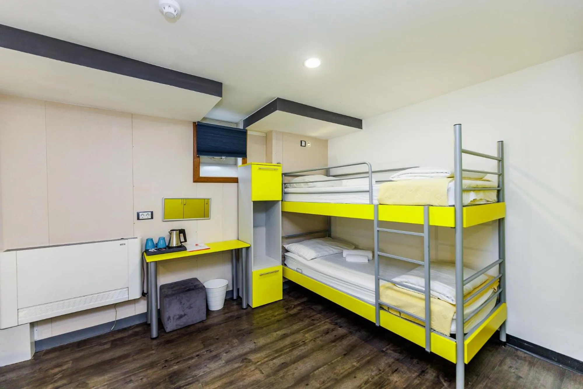 Bedroom, Bed in Botel Marina