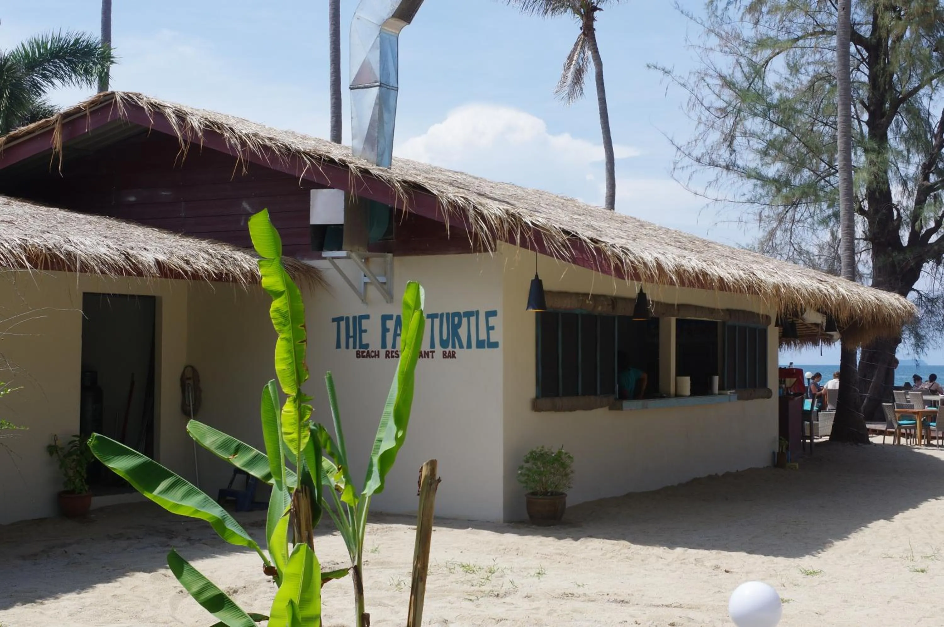 Restaurant/places to eat in Thai House Beach Resort