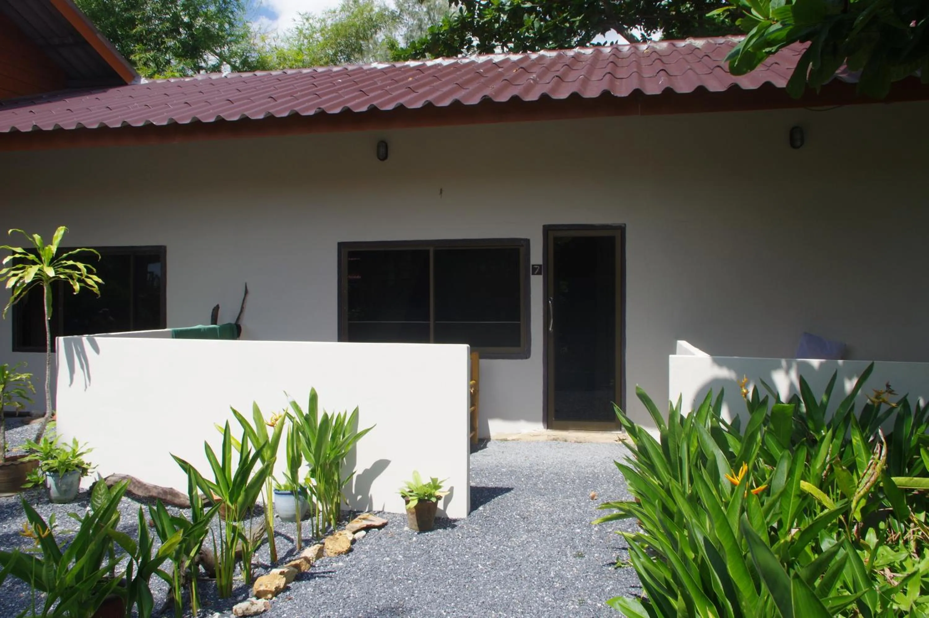 Property building in Thai House Beach Resort