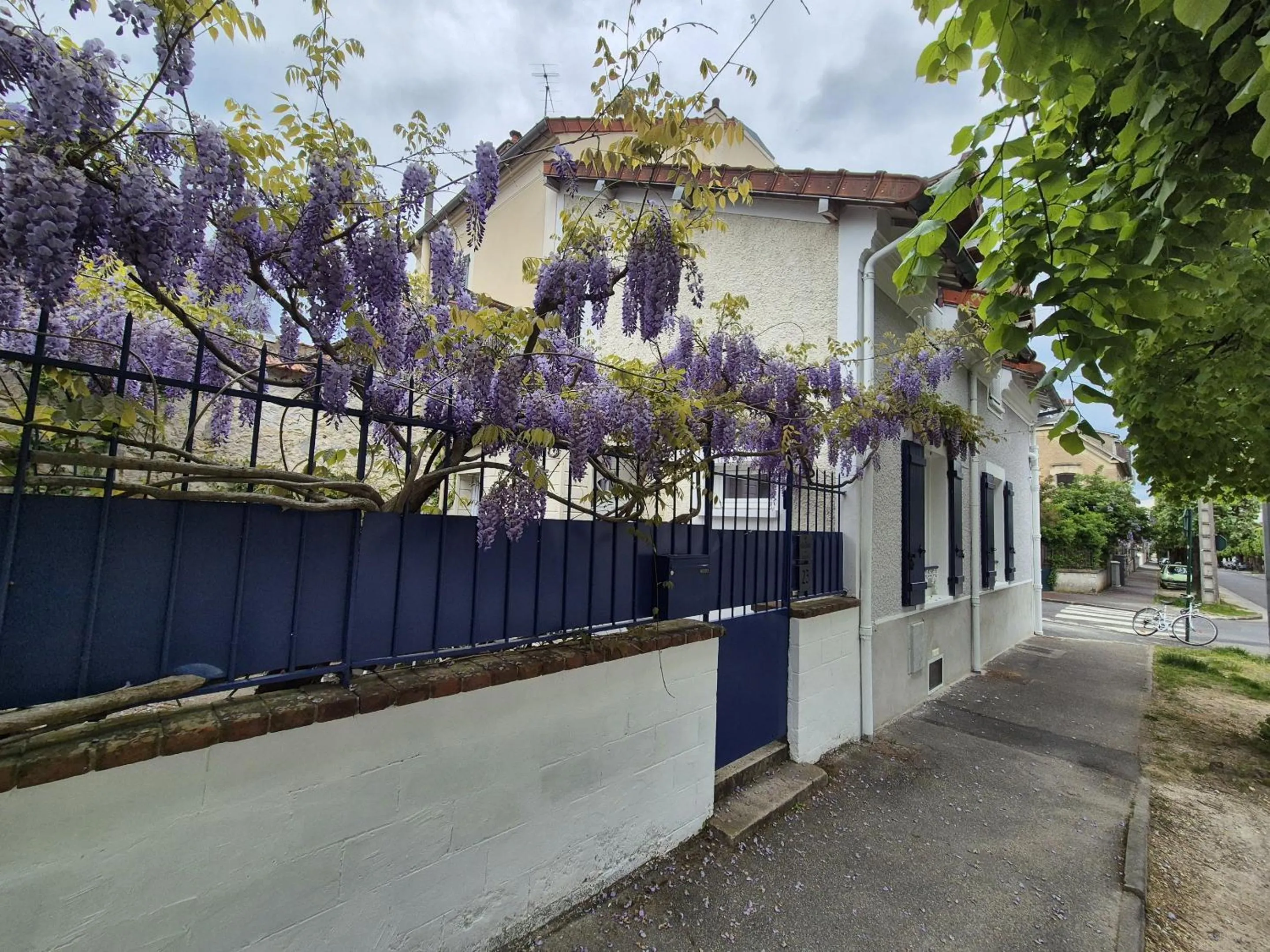 Facade/entrance in Bleautiful "Eugénie" Charmante Maison de ville