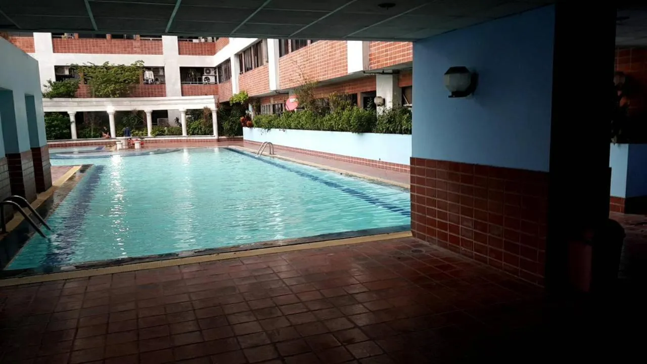 Swimming pool in Winning tower