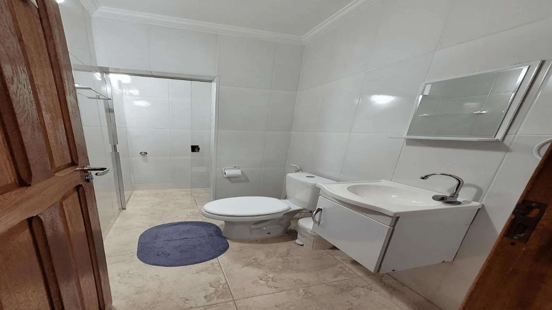 Toilet in Hotel Residencial Manaus - Flores