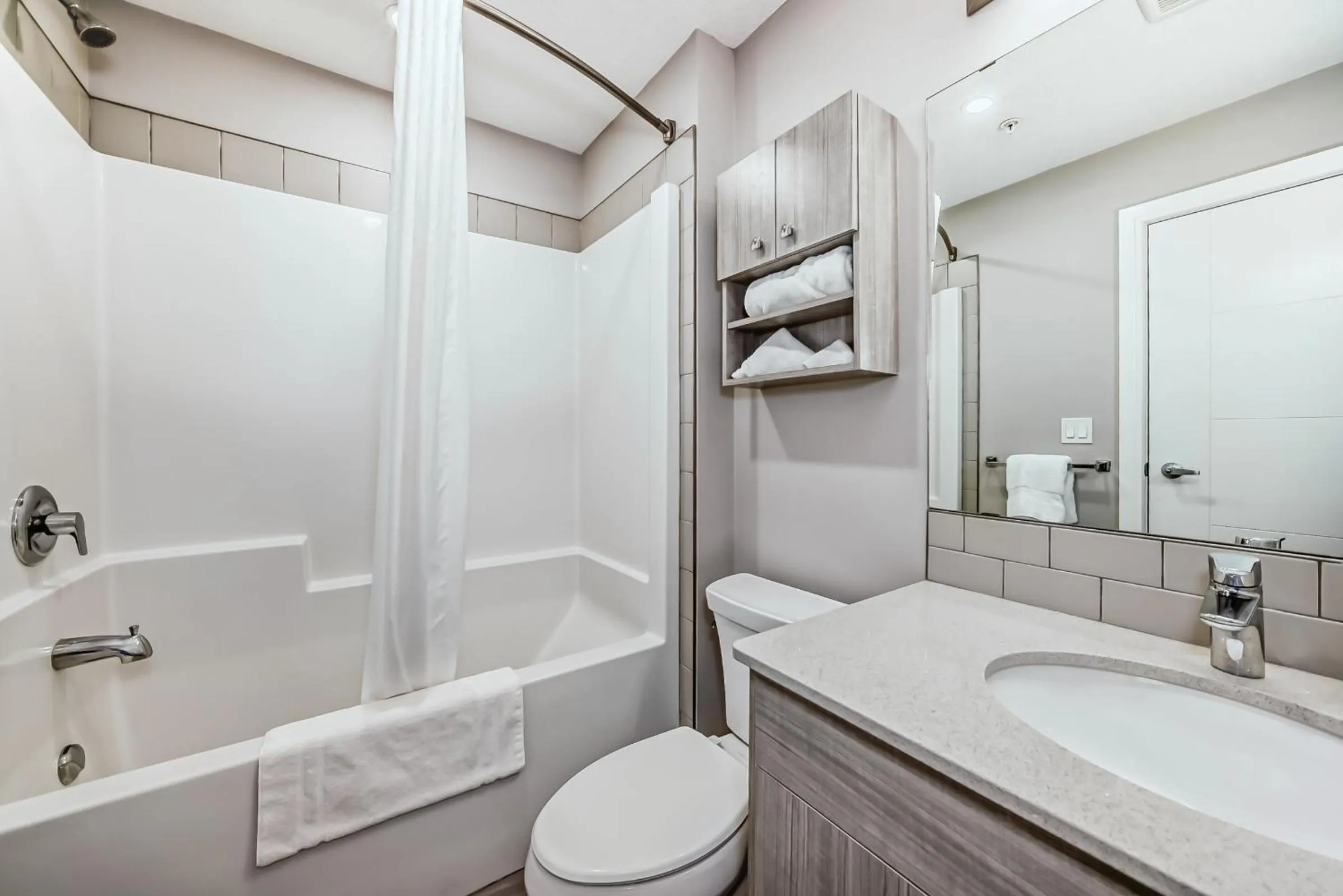 Shower in The Suites, INN Hotels