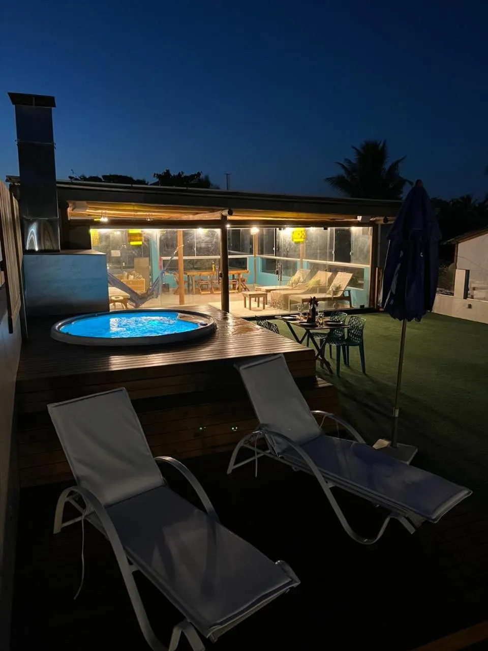 Hot Tub in Santorini Beach Hotel