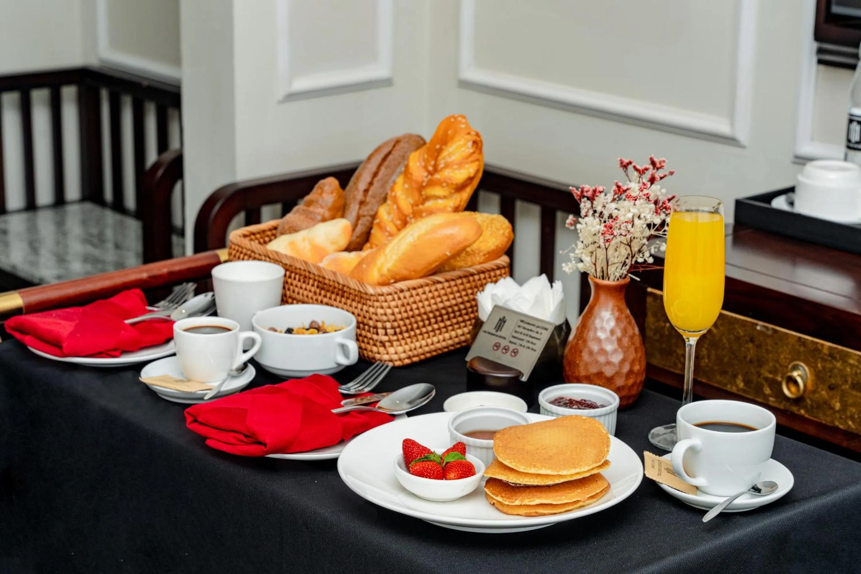 Food and drinks in GM Premium Hotel