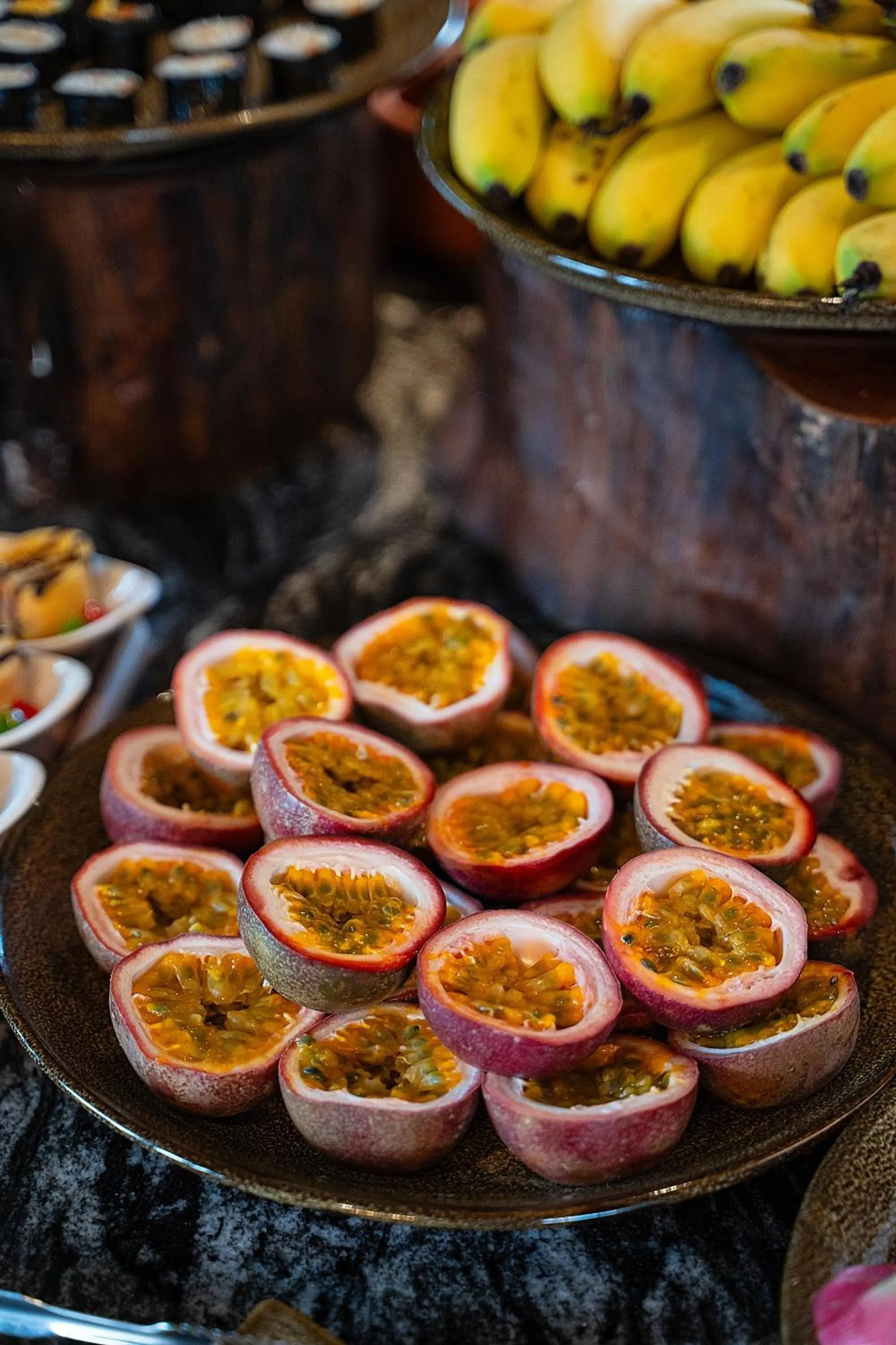 Restaurant/places to eat in LeaH Silk Hotel