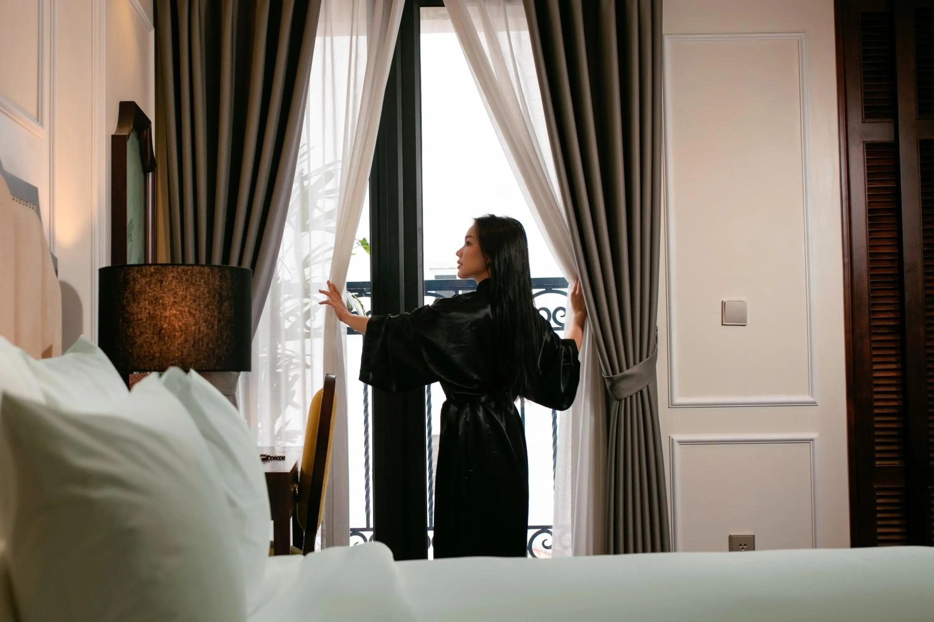 People, Bed in LeaH Silk Hotel