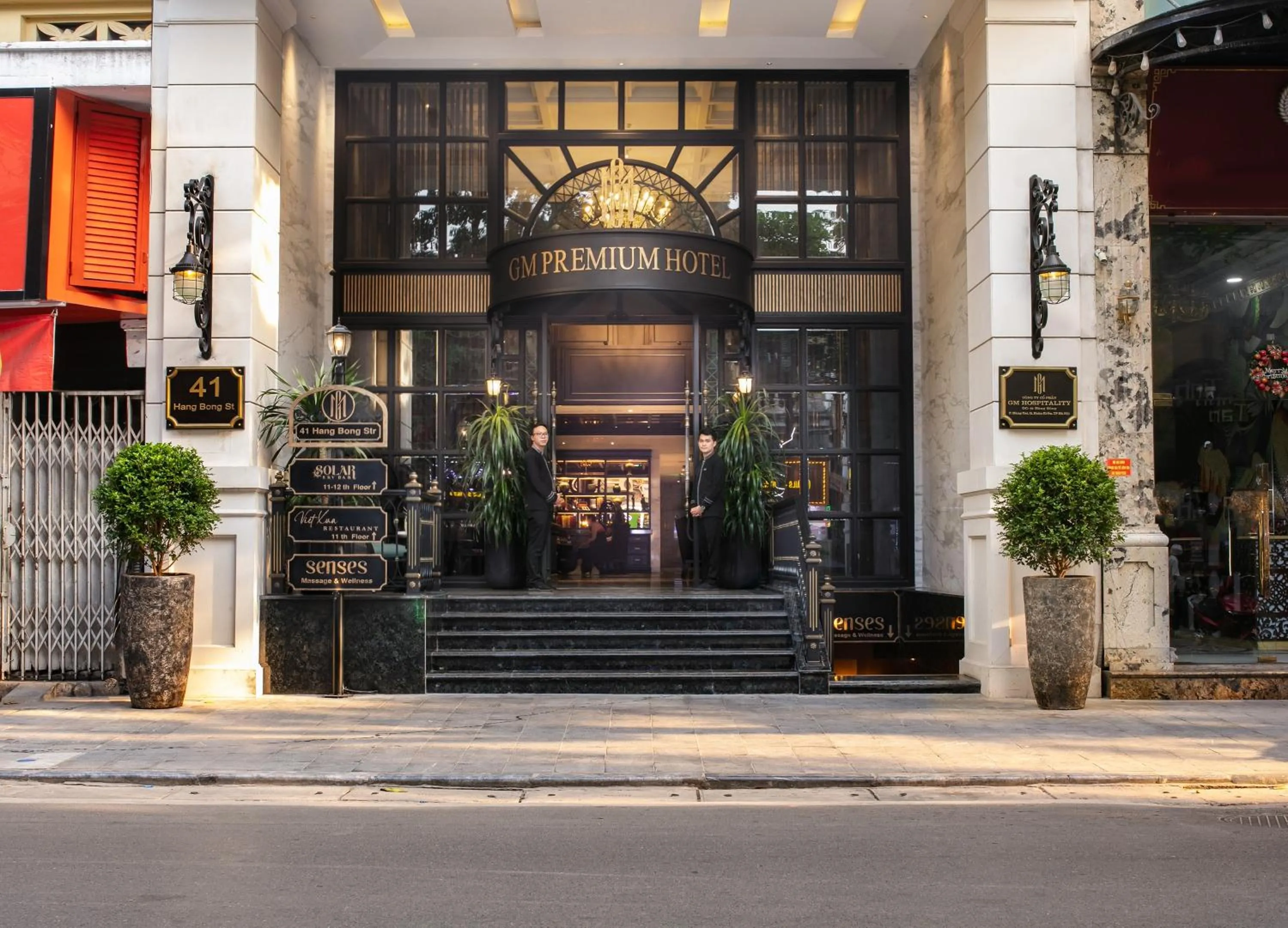 Facade/entrance in LeaH Silk Hotel