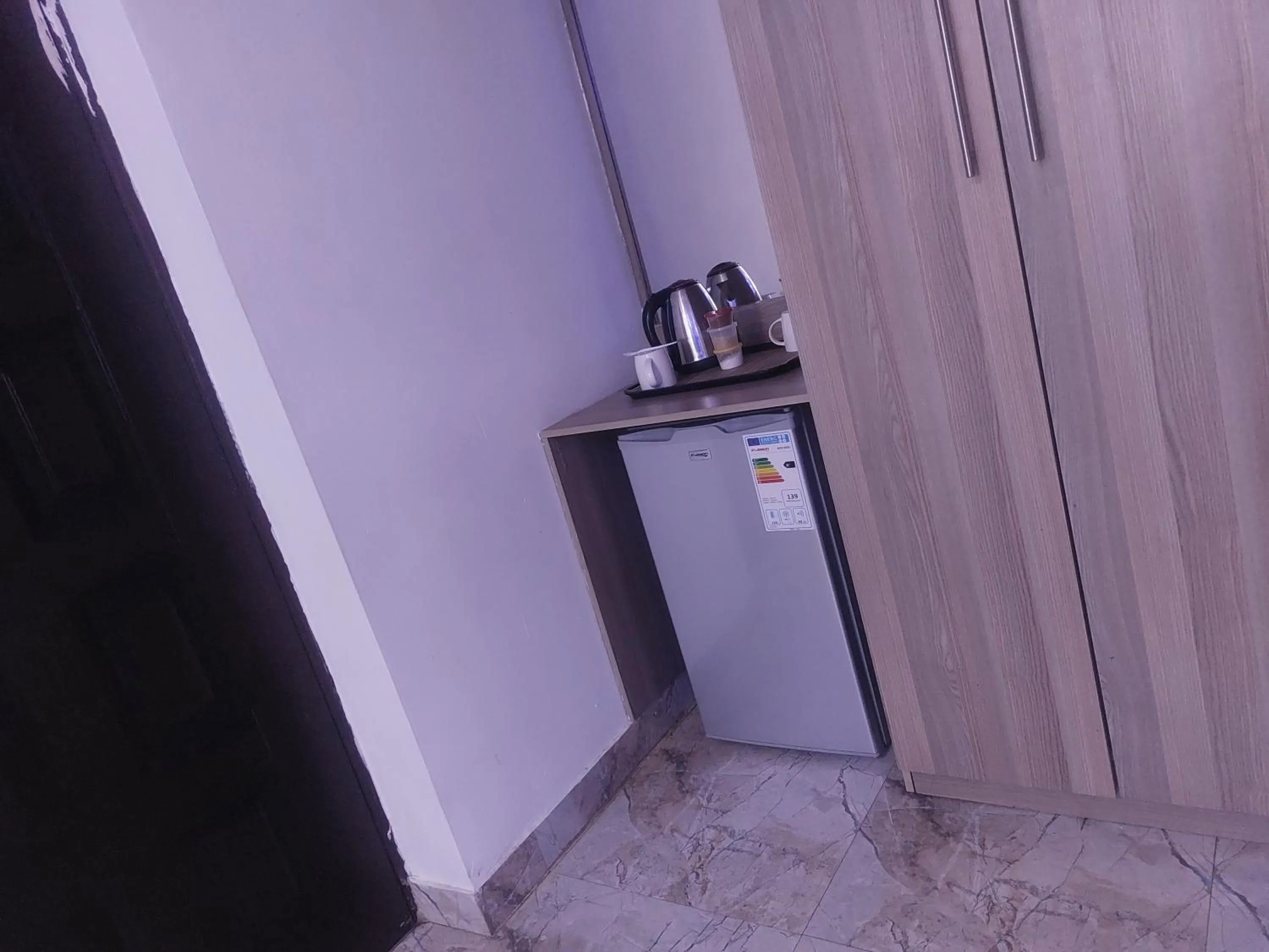 Kitchen or kitchenette in Gold Crown International Hotel Johannesburg