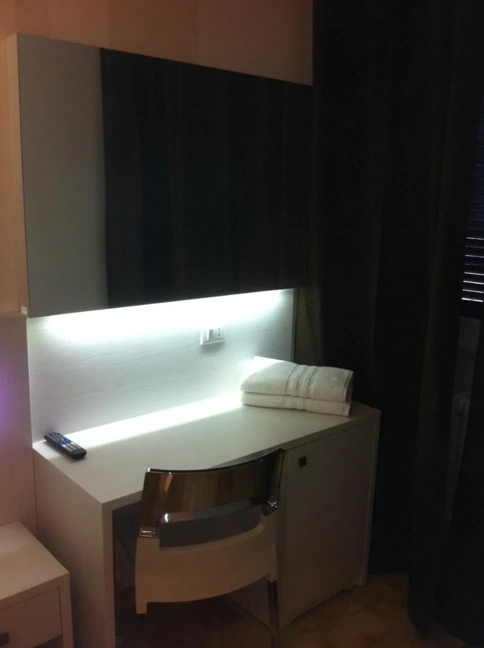 Seating area in Manila Inn