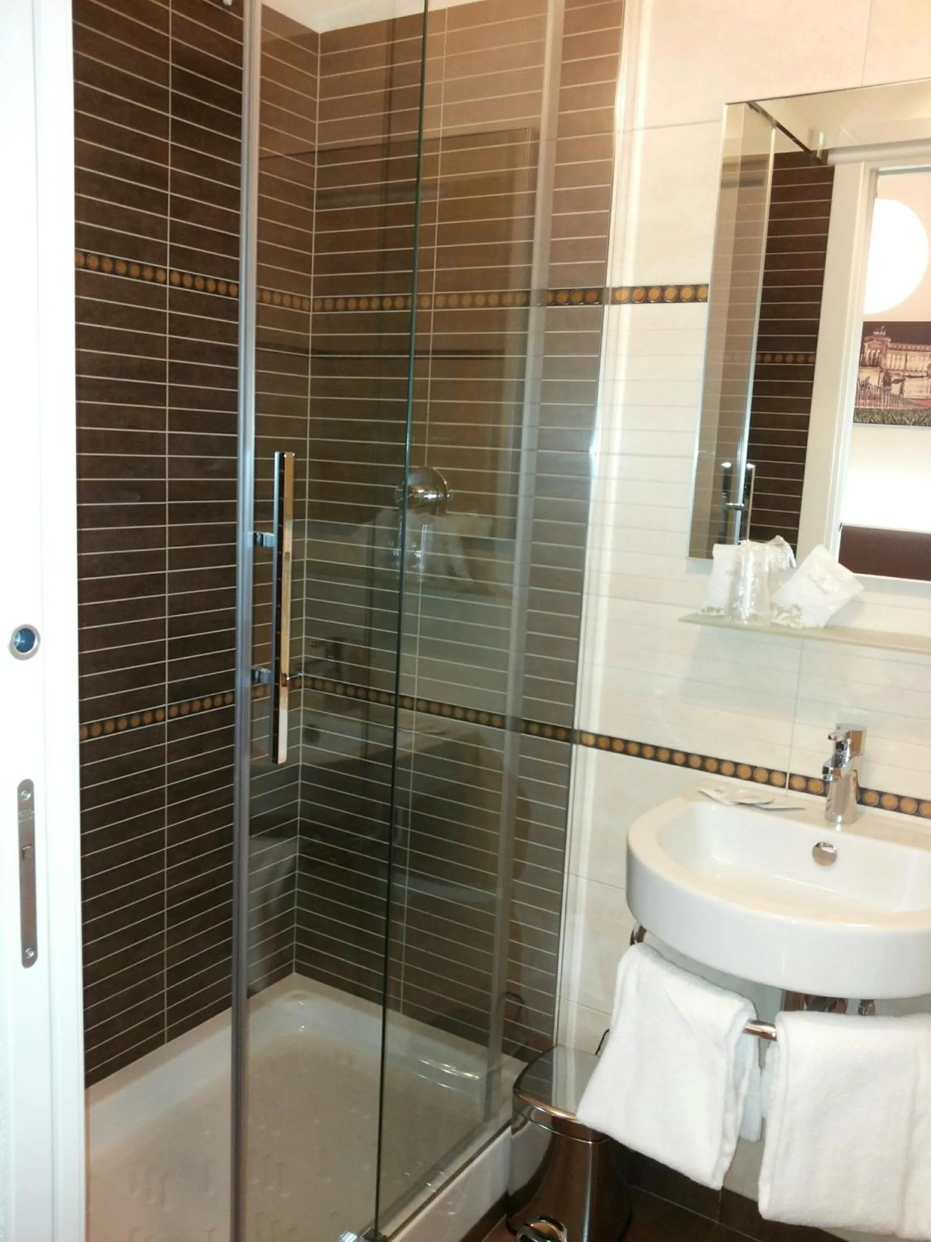 Bathroom in Manila Inn