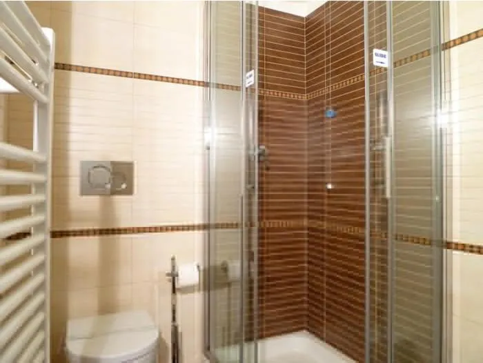 Bathroom in Manila Inn