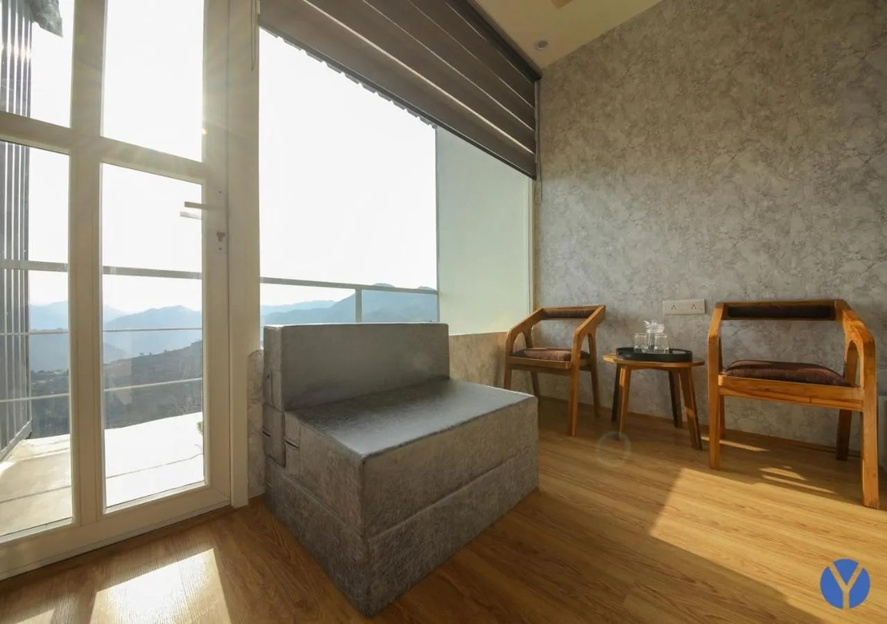 Bedroom in The Yakshaa Neelkanth