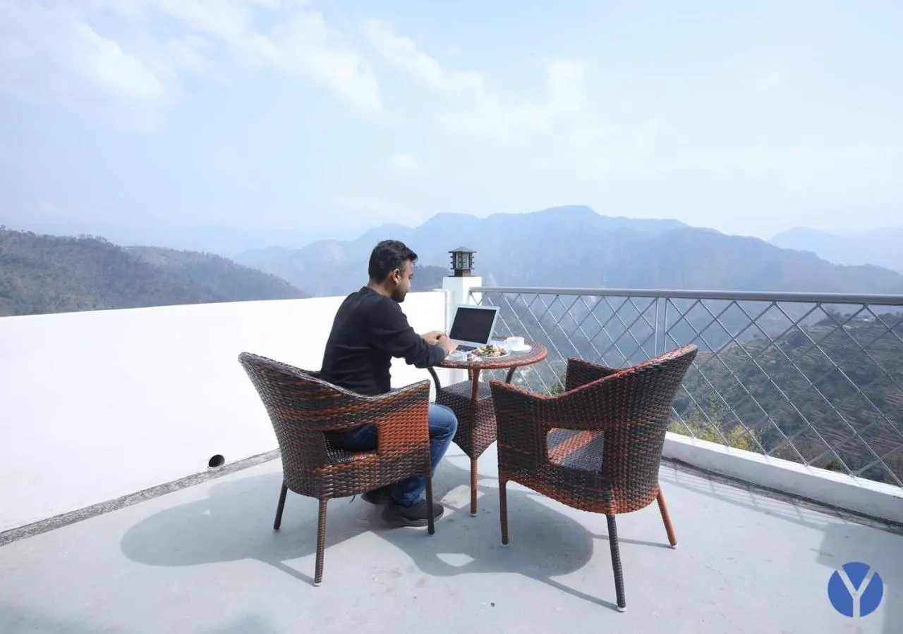 People in The Yakshaa Neelkanth