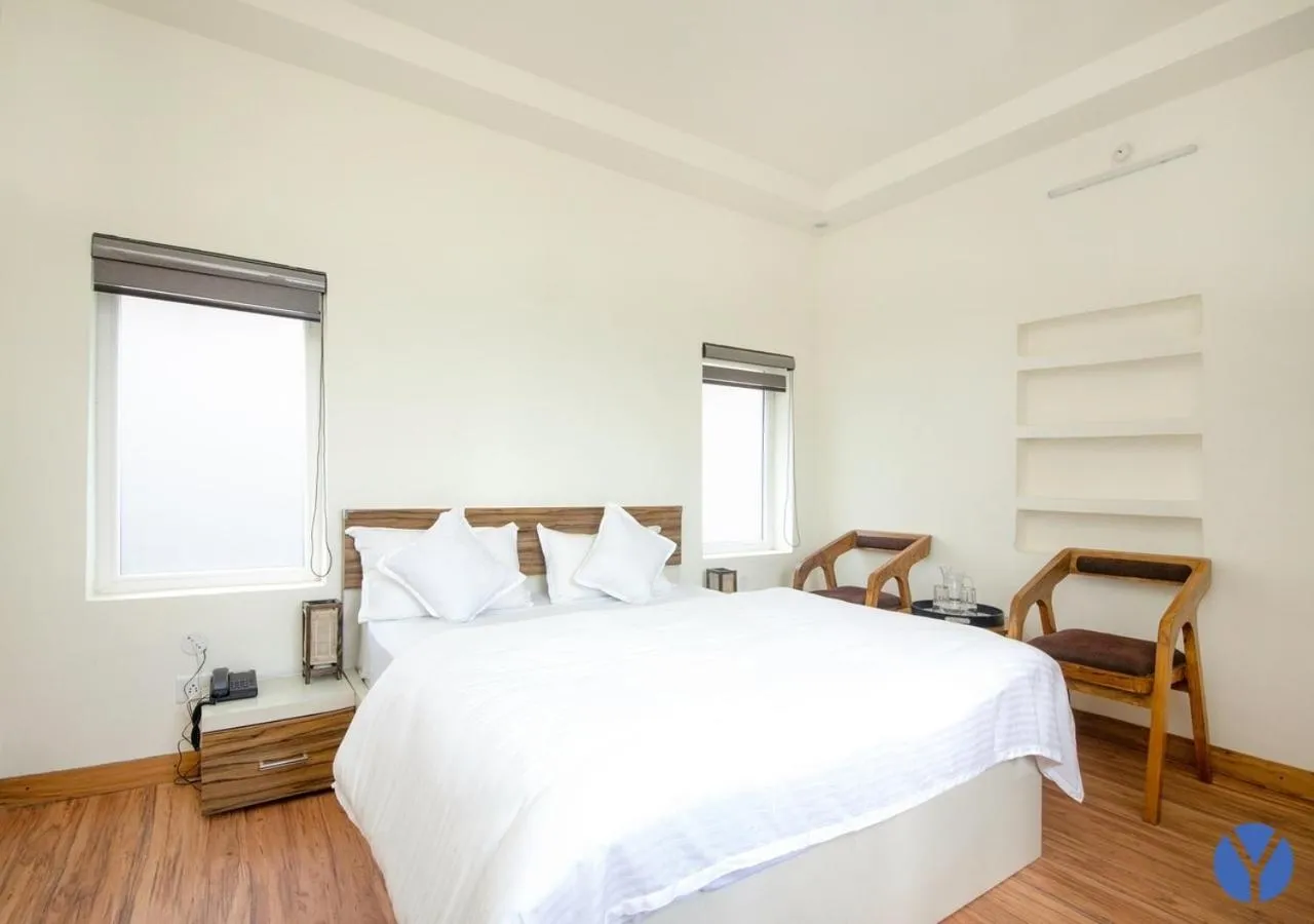 Bed in The Yakshaa Neelkanth