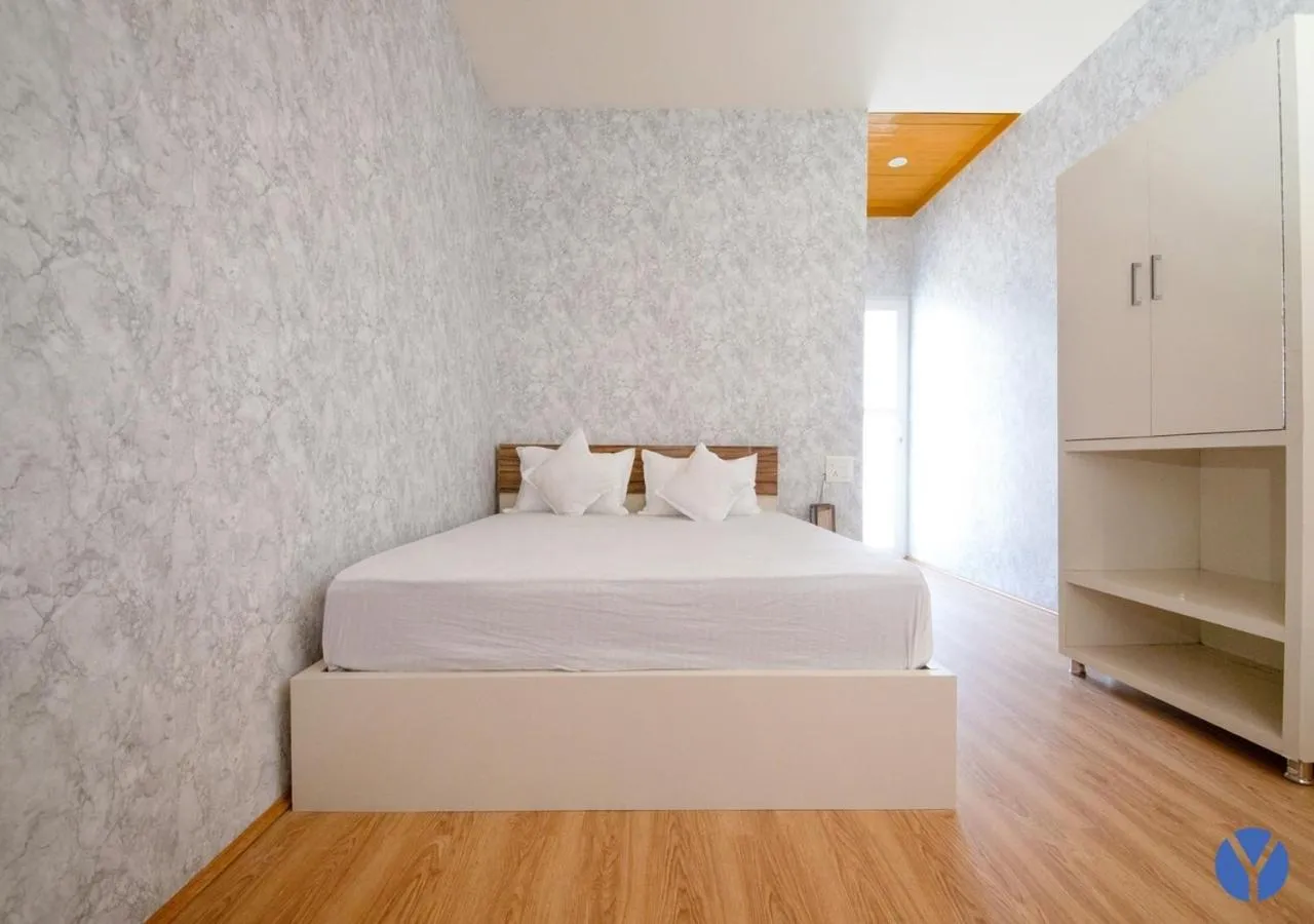 Bedroom in The Yakshaa Neelkanth