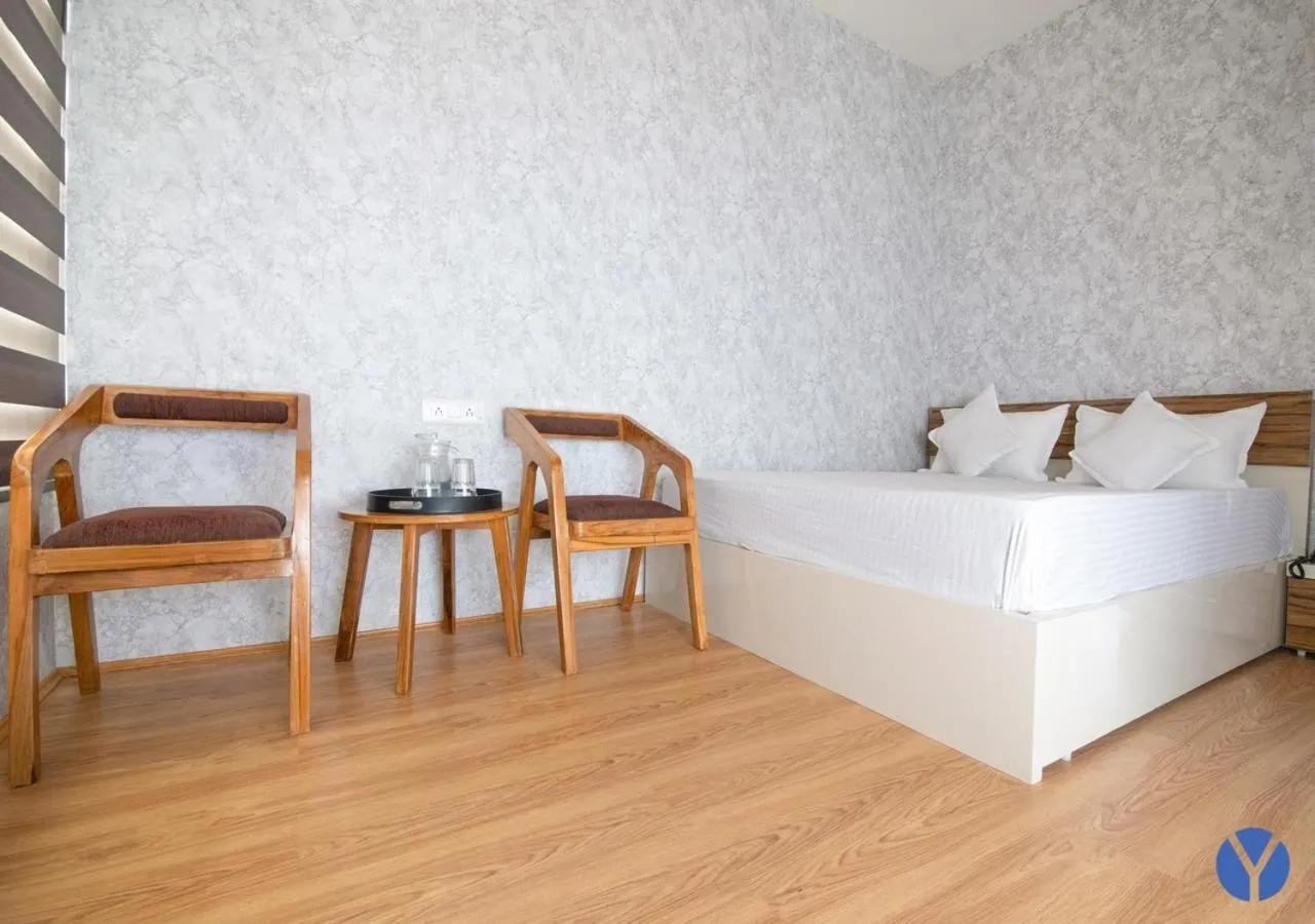 Bedroom in The Yakshaa Neelkanth