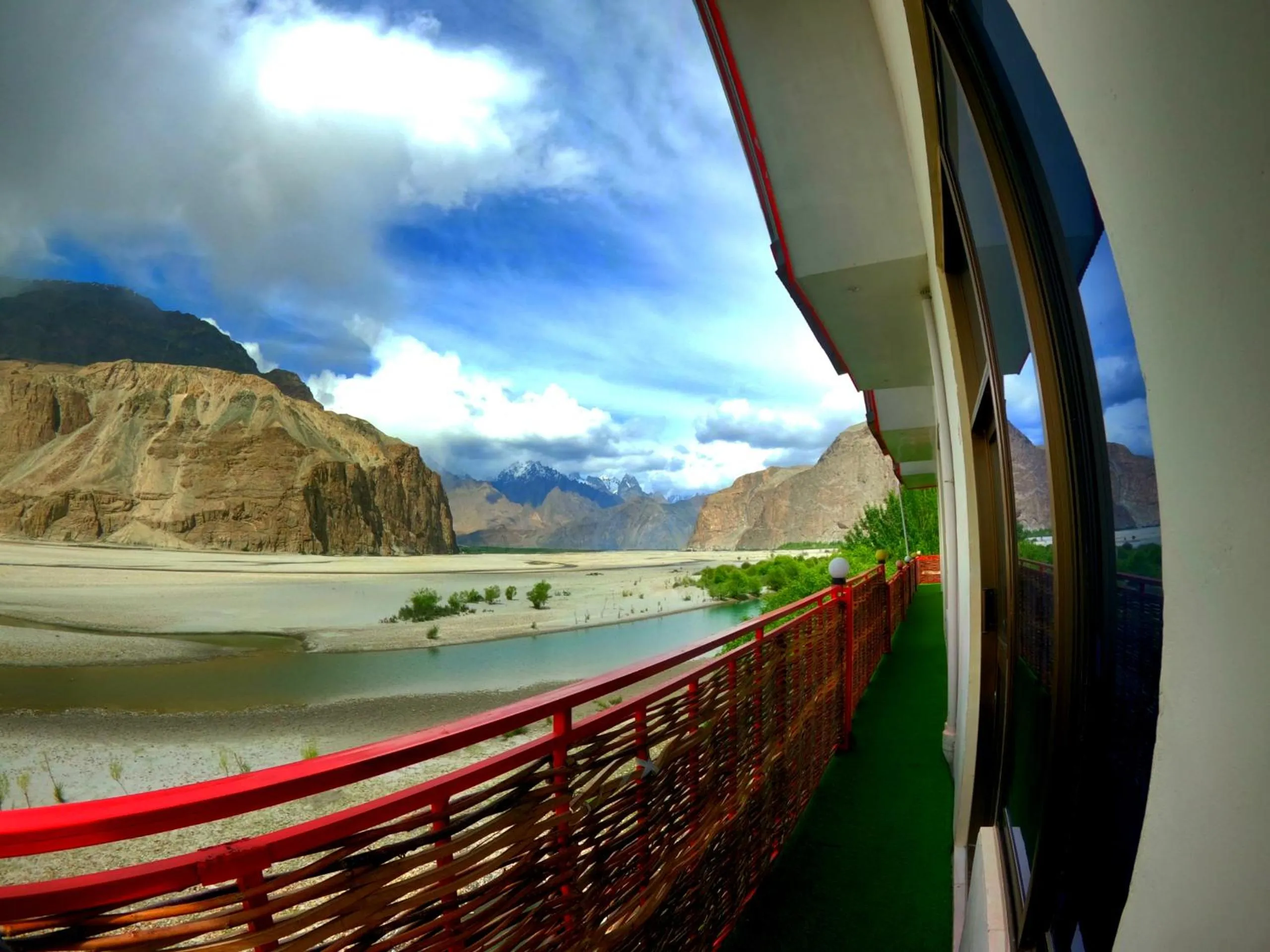Balcony/Terrace in Geyari Resort Khaplu