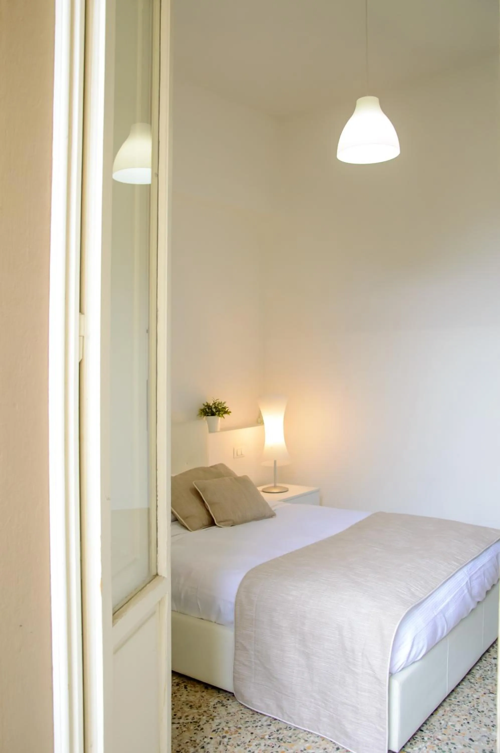 Bed in Homelink Firenze - Charlotte