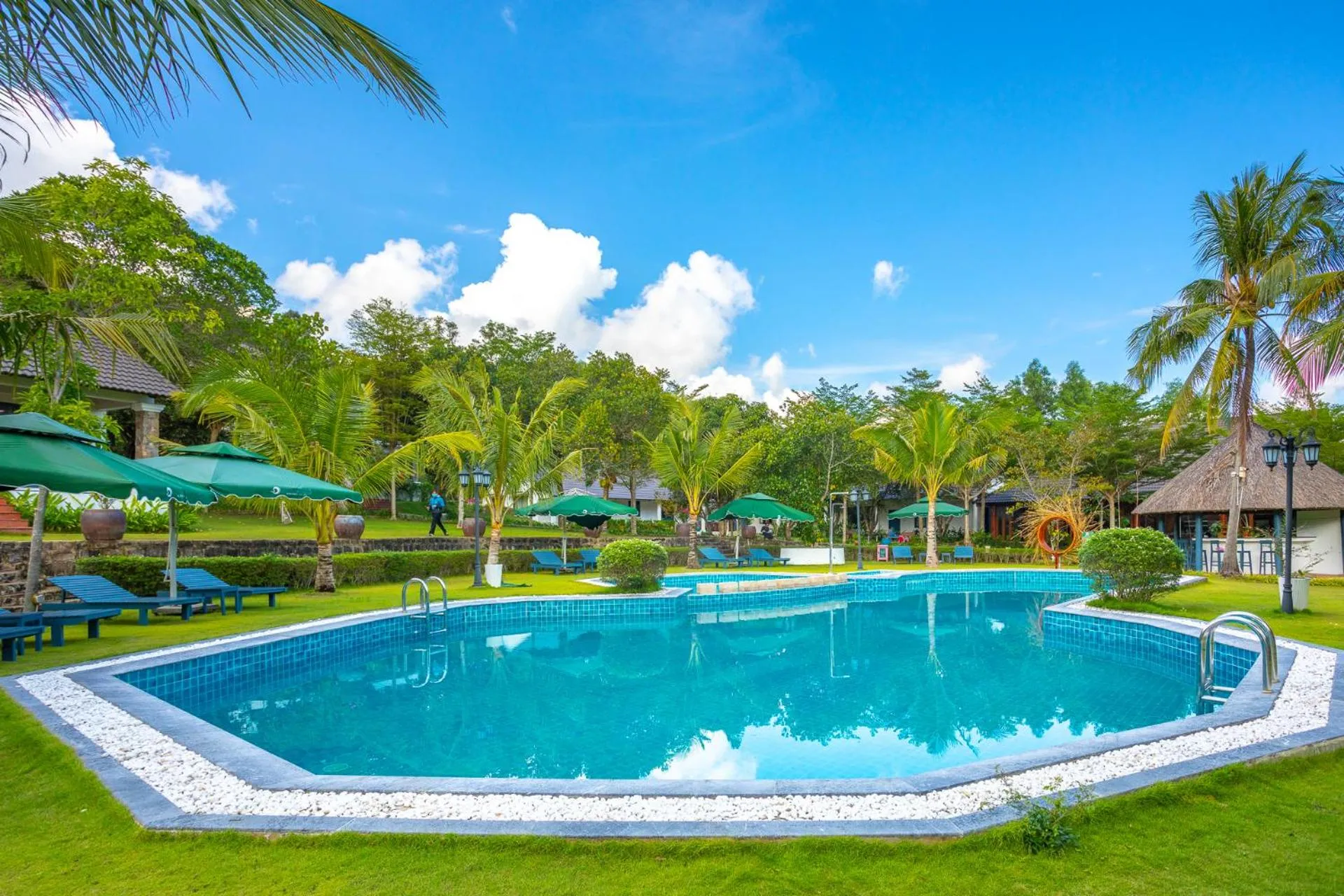 Swimming pool in Santa Garden Resort