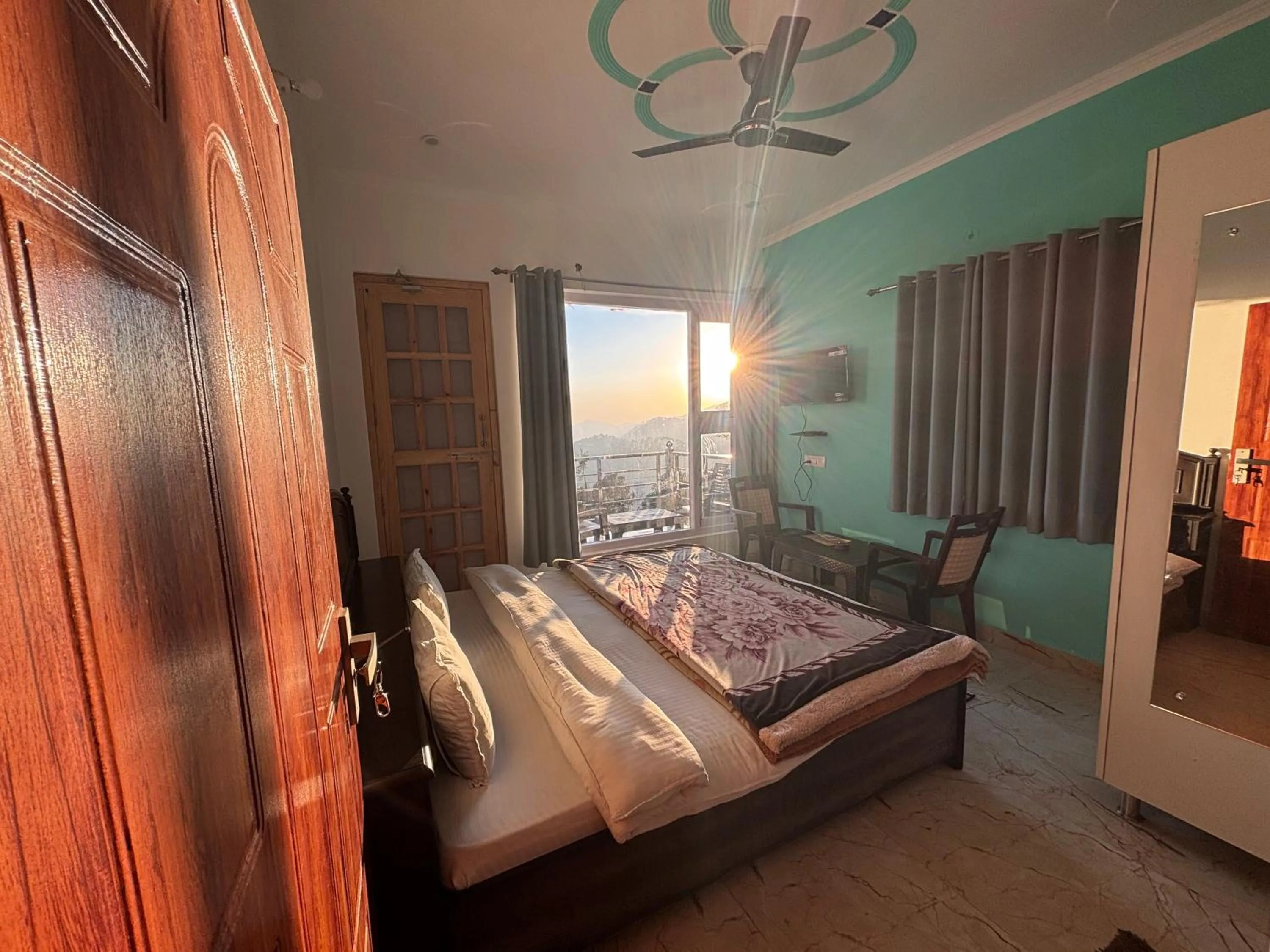 Bedroom, Bed in Hotel Goludev Valley View