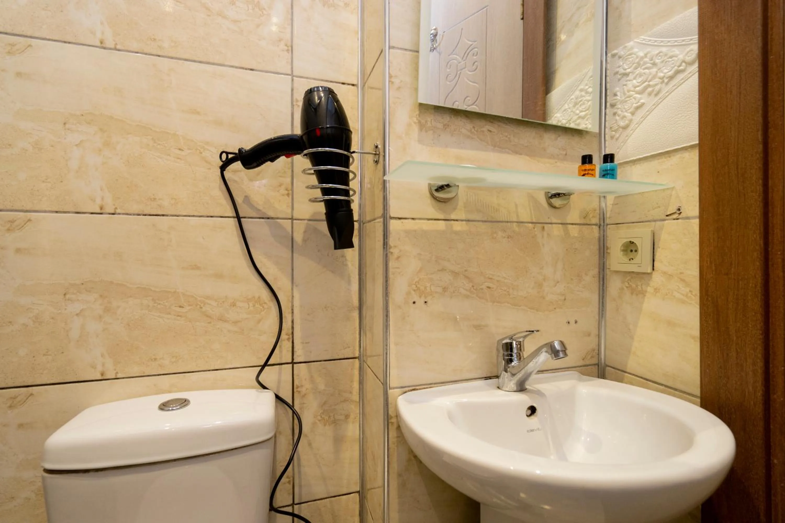 Toilet in Candy Hotel