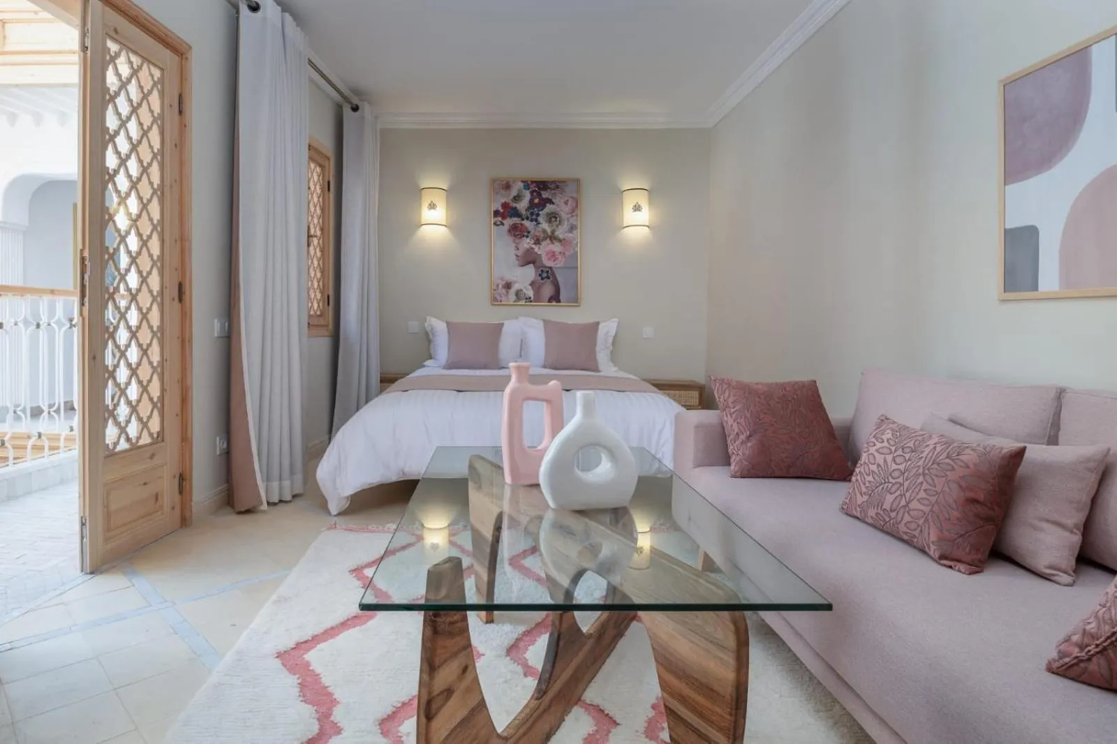 Photo of the whole room, Bed in Riad Le Saadien ,Adult only