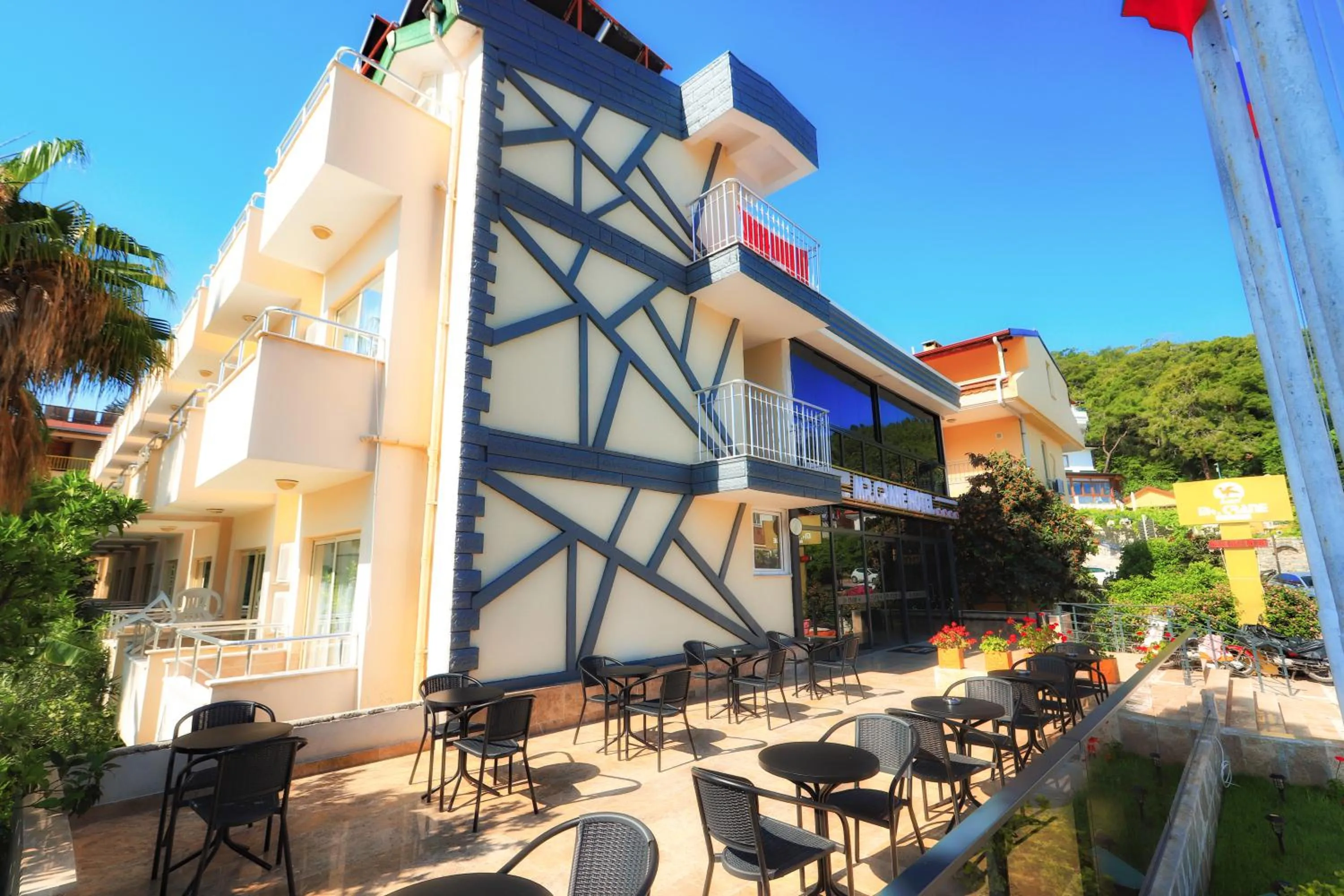 Property building in Mr Crane Hotel