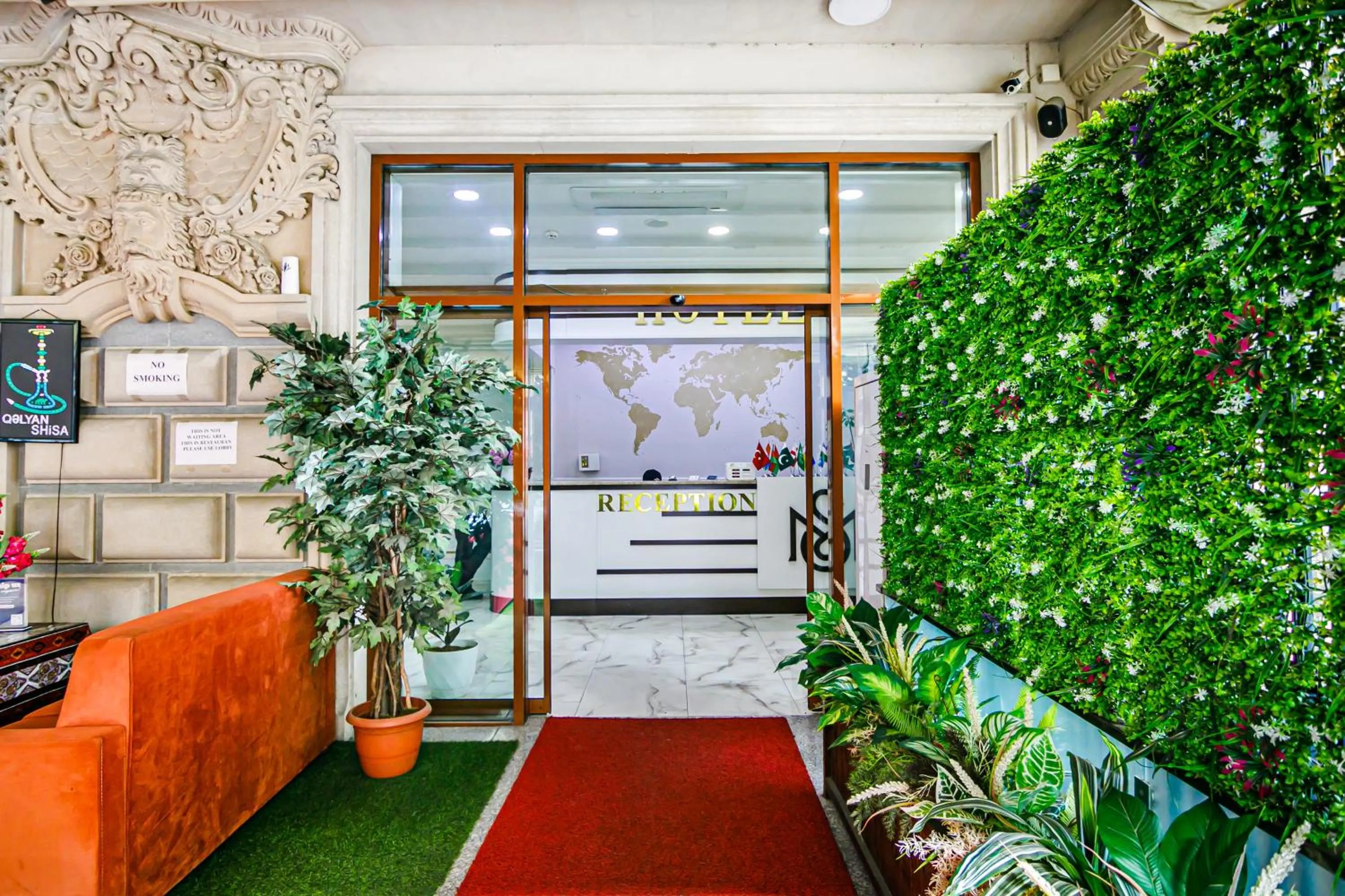 Facade/entrance in Maris Hotel Baku