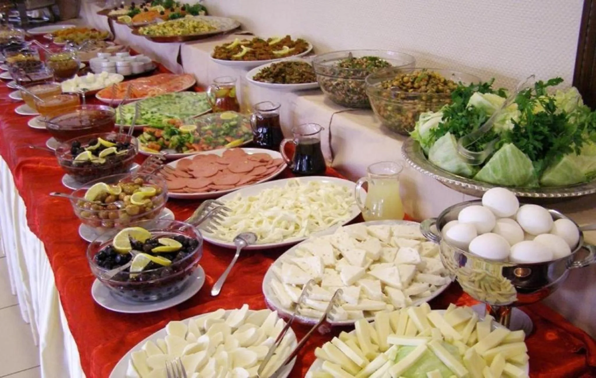 Buffet breakfast in Maris Hotel Baku