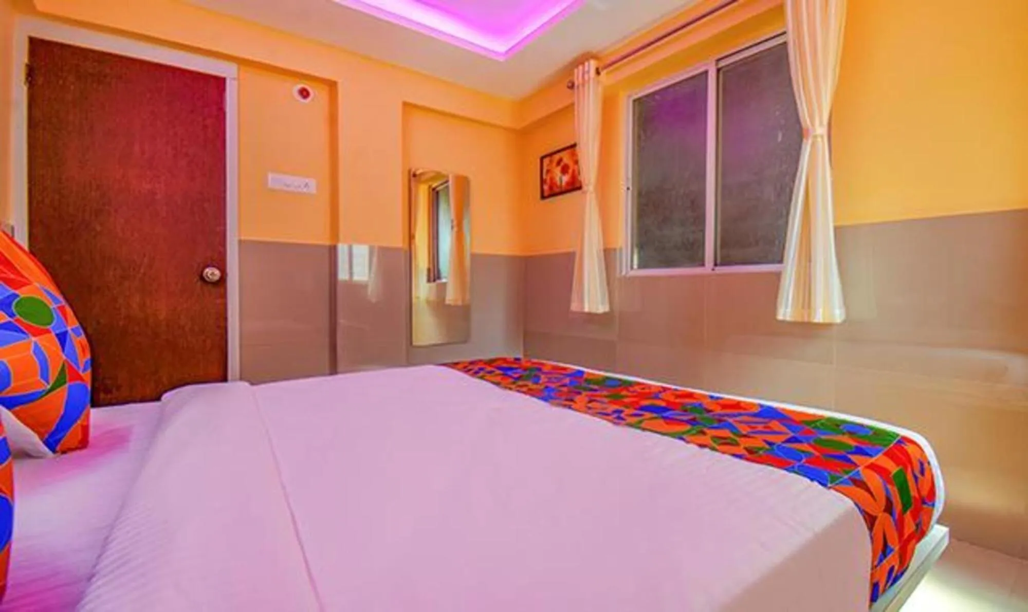 Photo of the whole room, Bed in FabHotel Empire Executive - Nr HINJEWADI PHASE 1