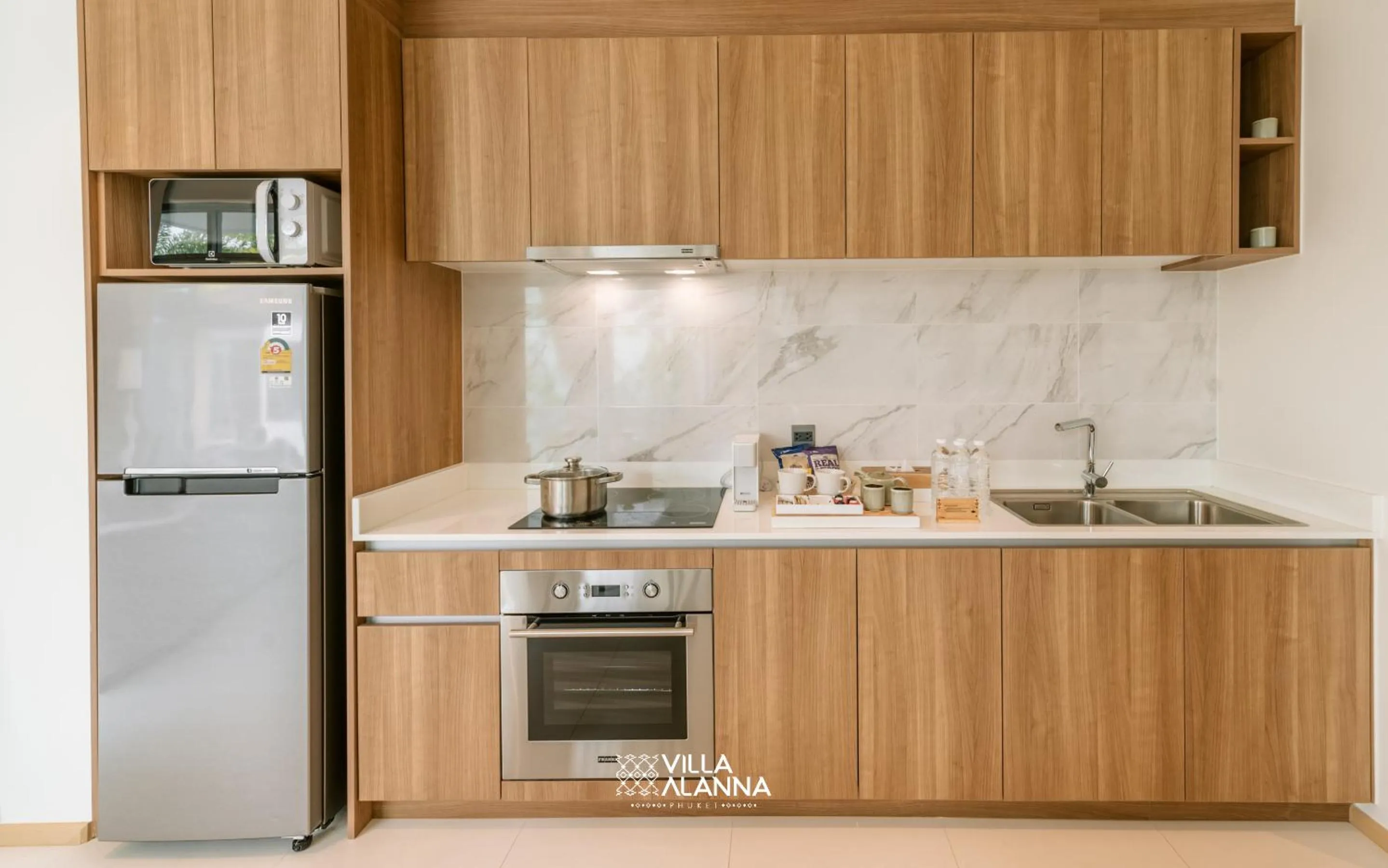 Kitchen or kitchenette in Villa Alanna Phuket