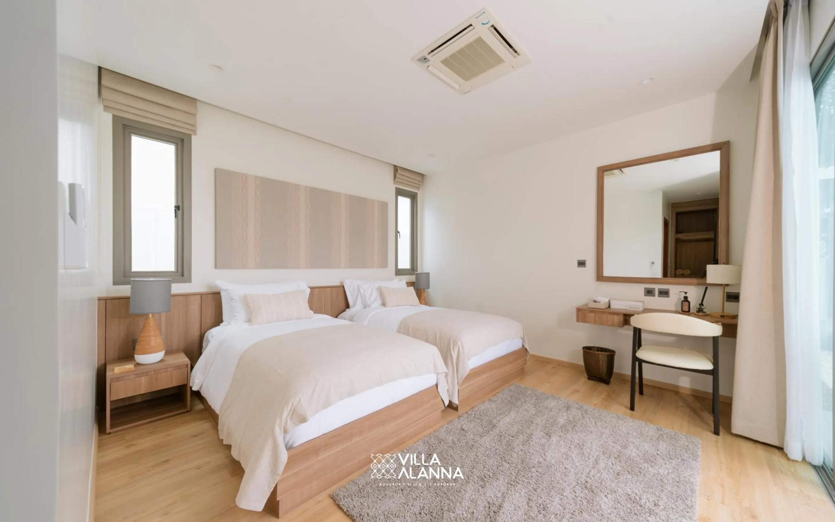 Bed in Villa Alanna Phuket