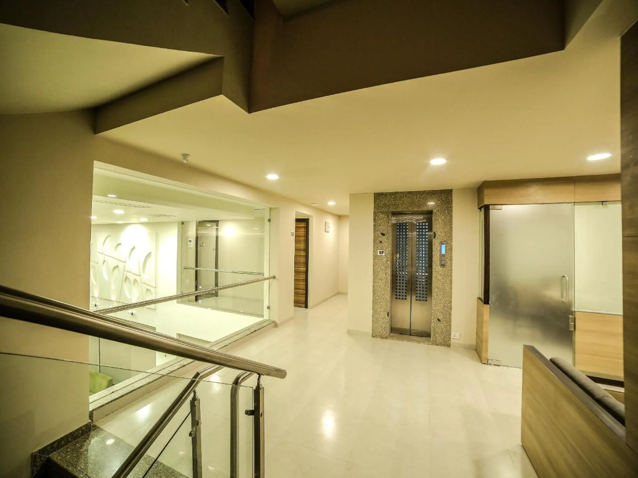 Restaurant/places to eat in The Basil Park