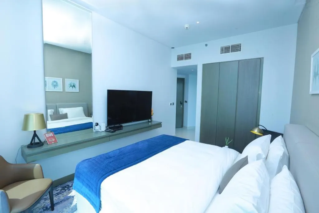 Damac Maison Prive Deluxe Studio with Burj-khalifa view