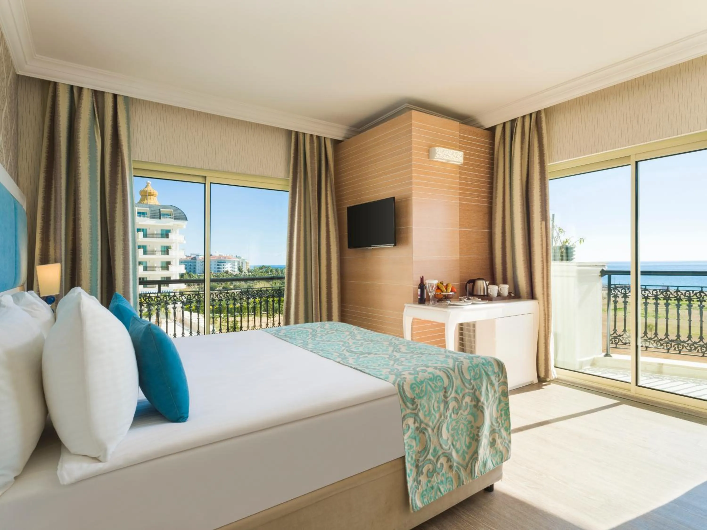 Natural landscape, Bed in Asteria Bloom Side