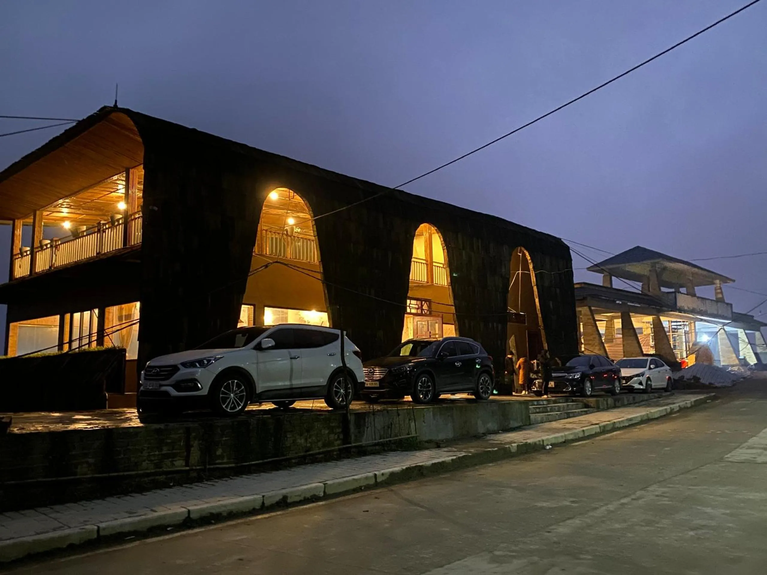 Property building in Arista Homestay