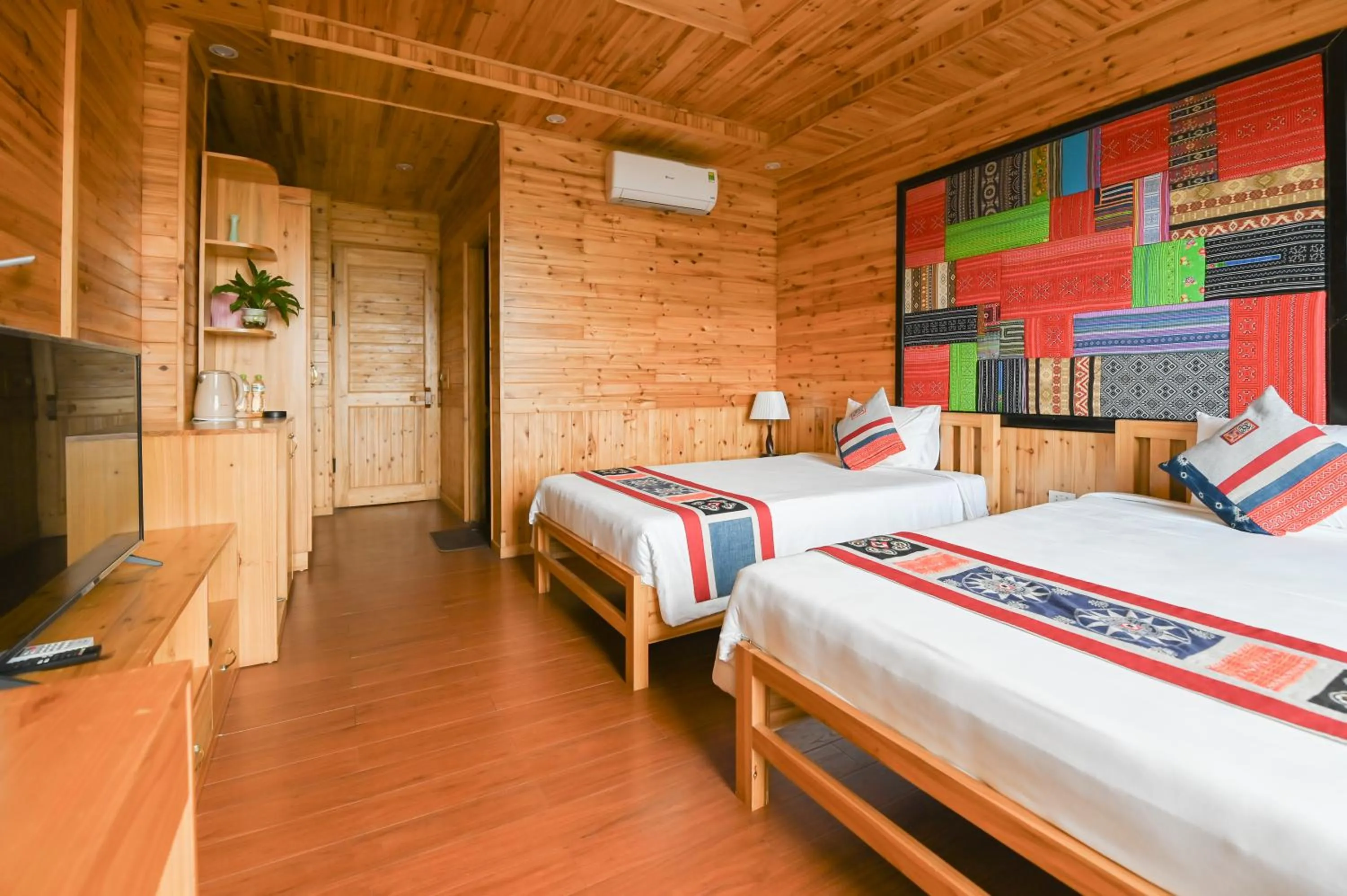 Photo of the whole room, Bed in Arista Homestay