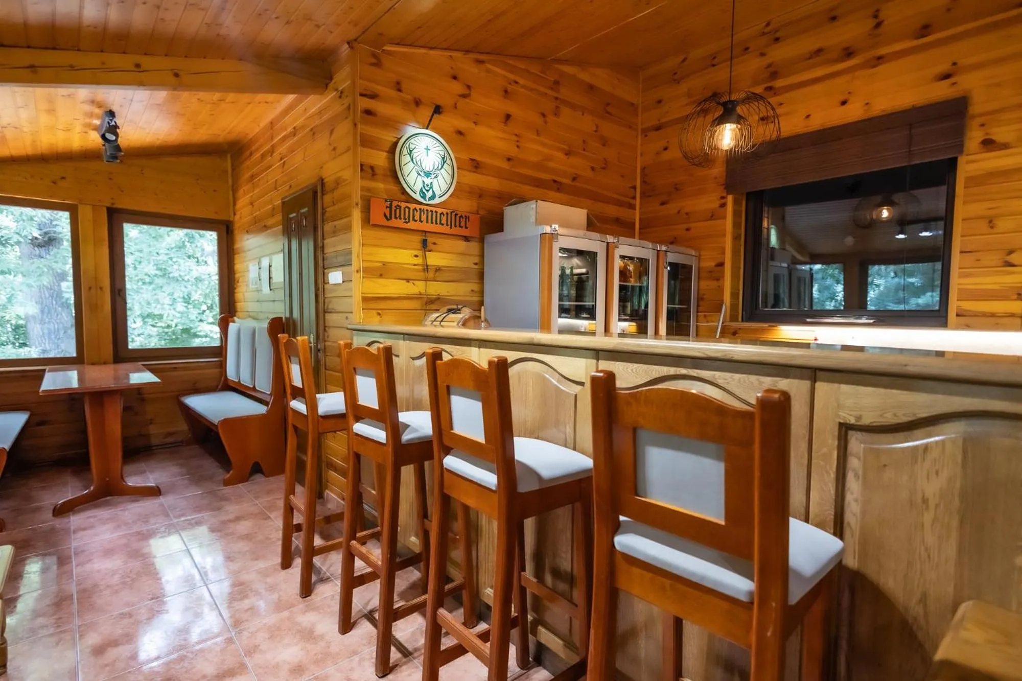 Food and drinks in 4 Évszak Völgyhotel