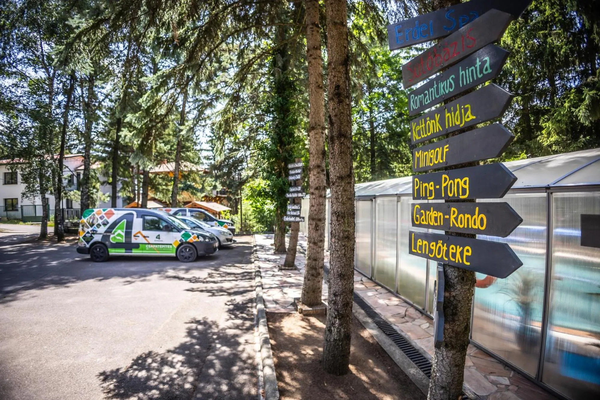 Property logo or sign in 4 Évszak Völgyhotel