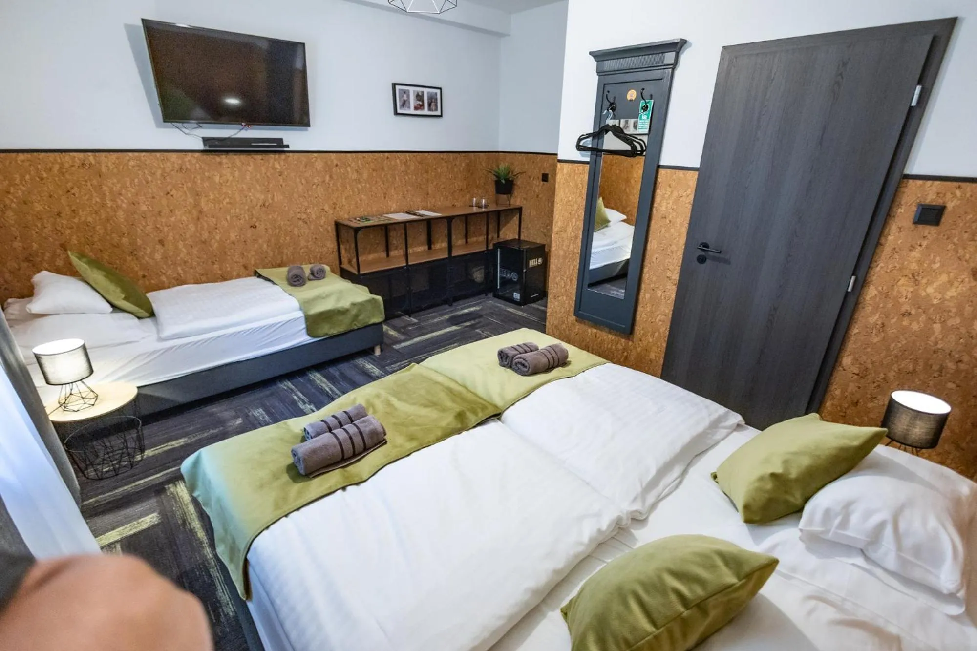 Bed in 4 Évszak Völgyhotel