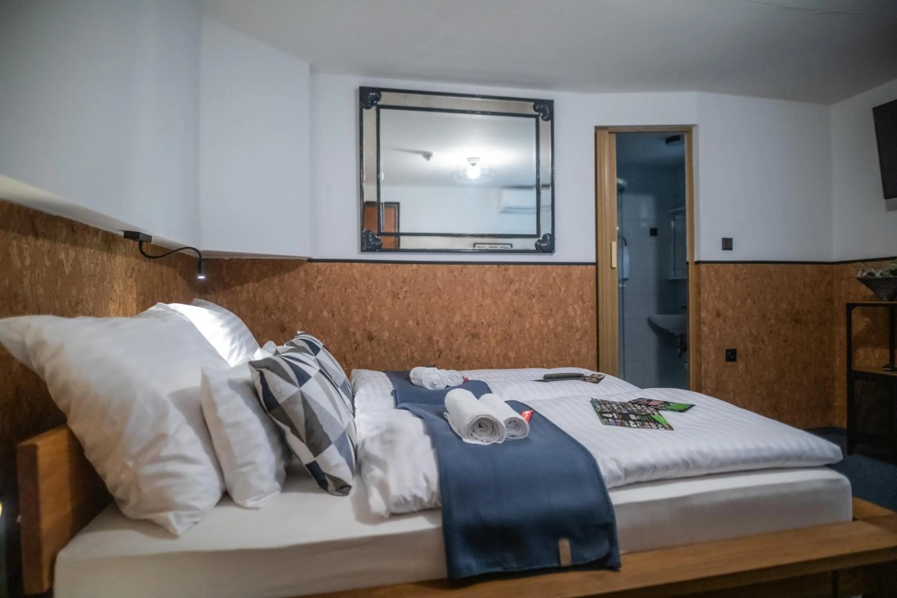 Bed in 4 Évszak Völgyhotel